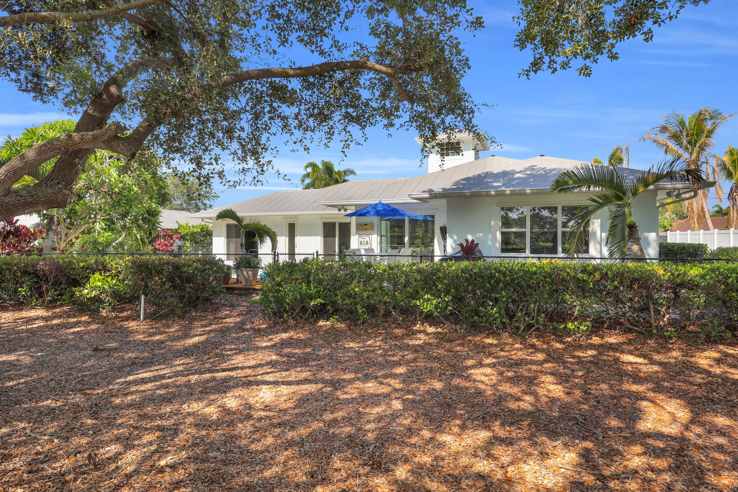 Tequesta Country Club - Residential