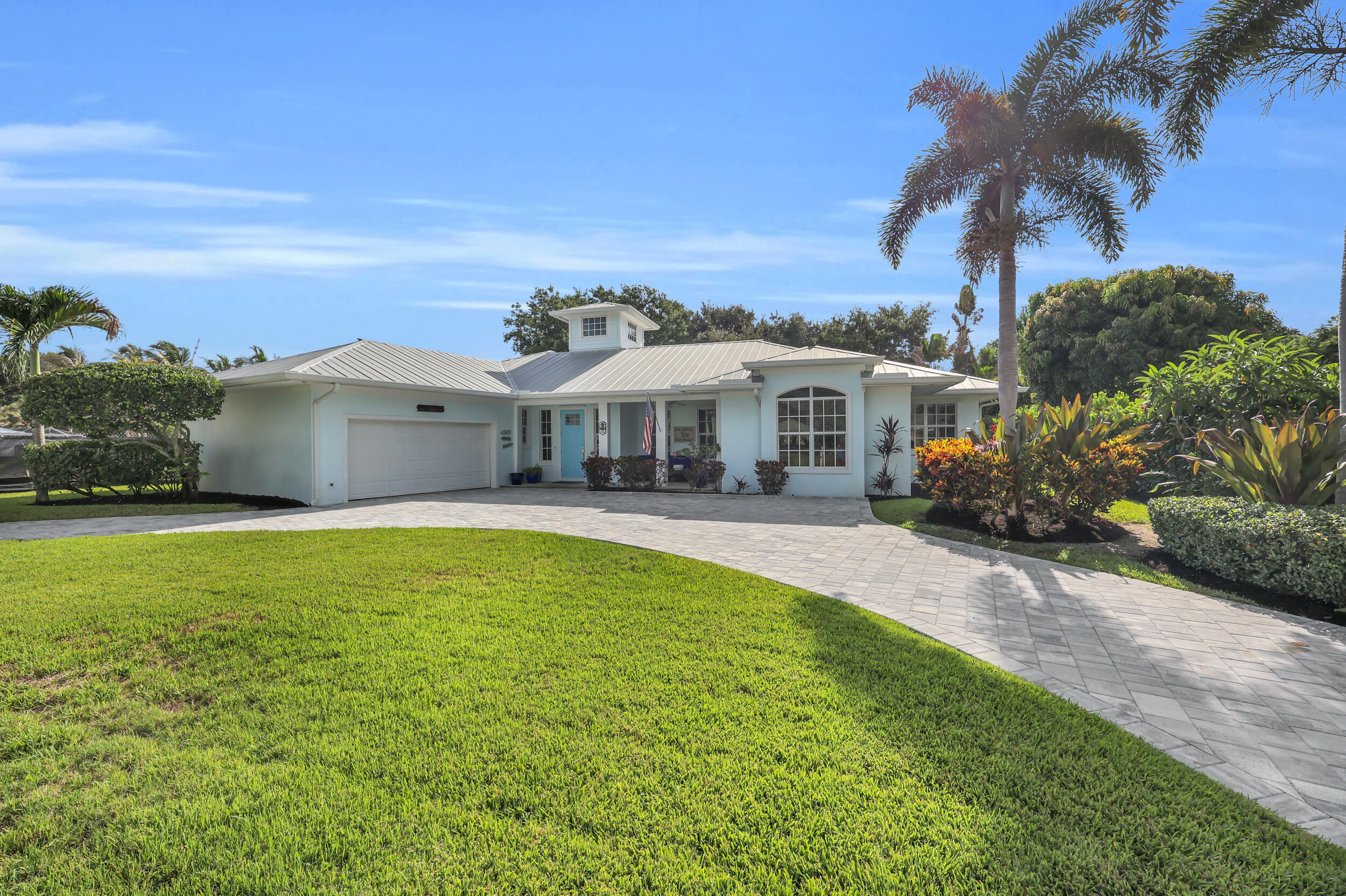 Tequesta Country Club - Residential