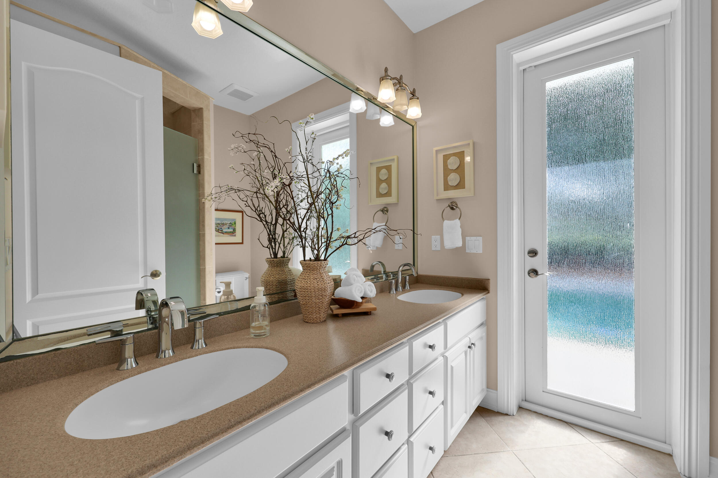 Tequesta Country Club - Residential