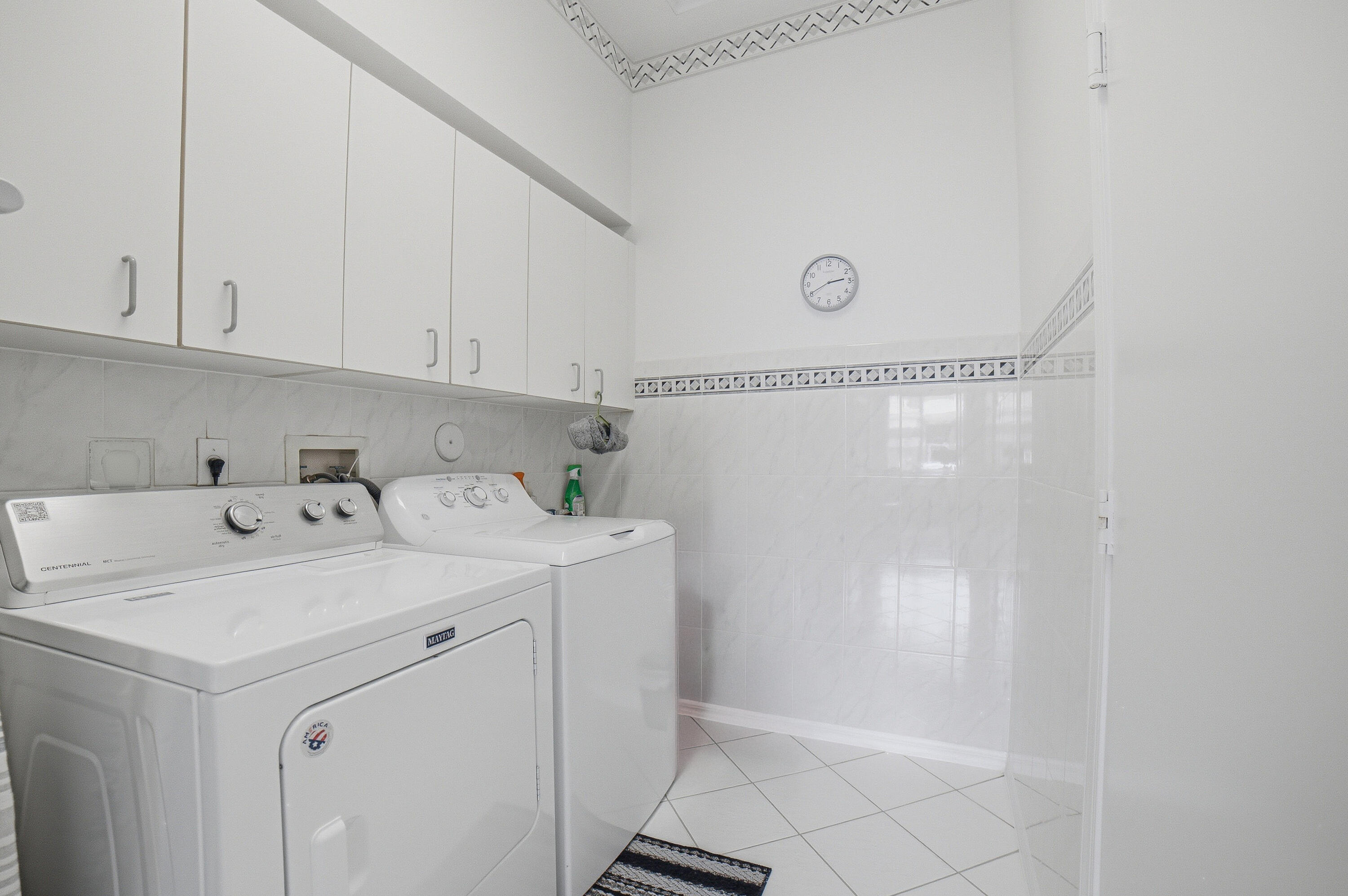 LOMBARDY REPLAT - Residential