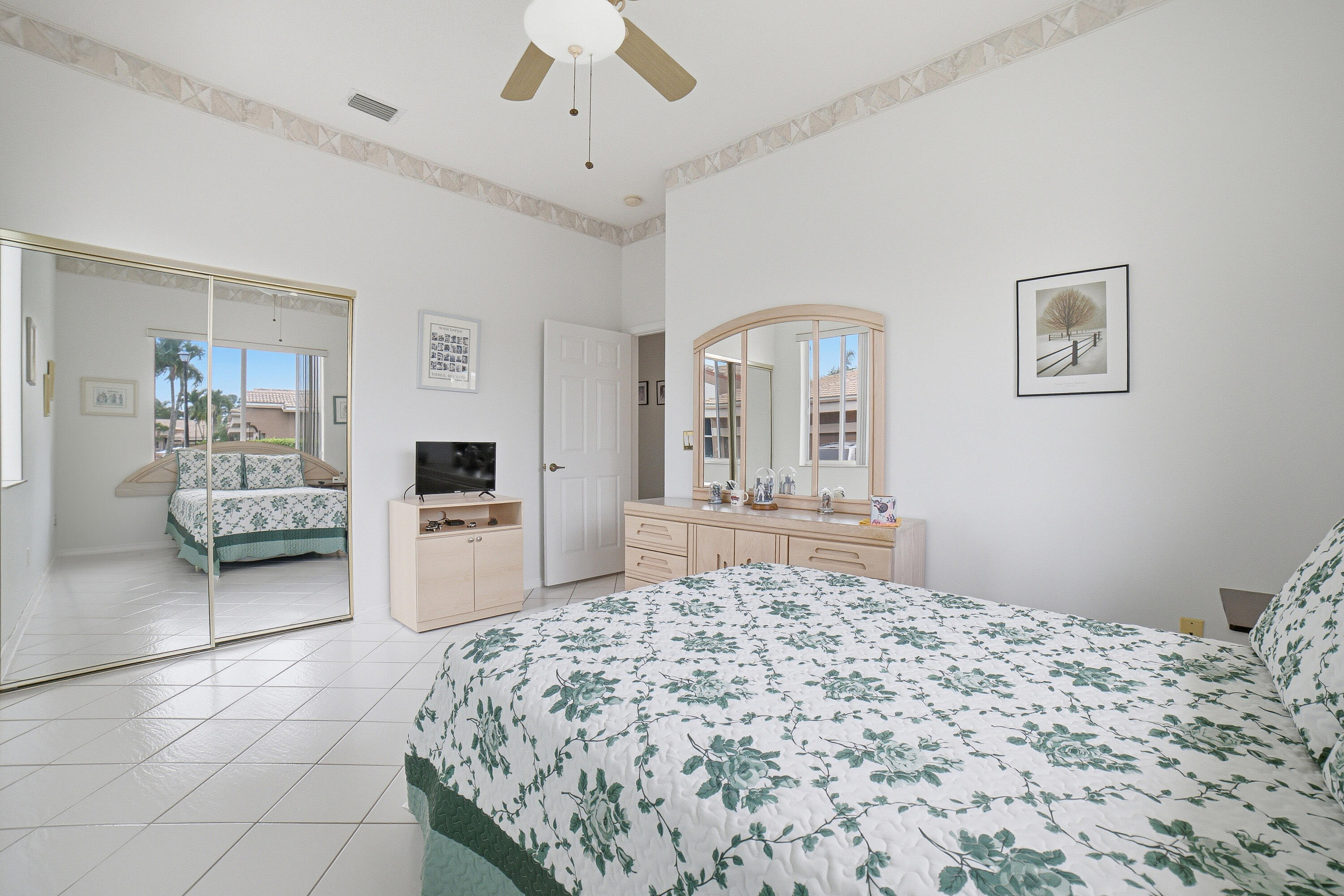 LOMBARDY REPLAT - Residential