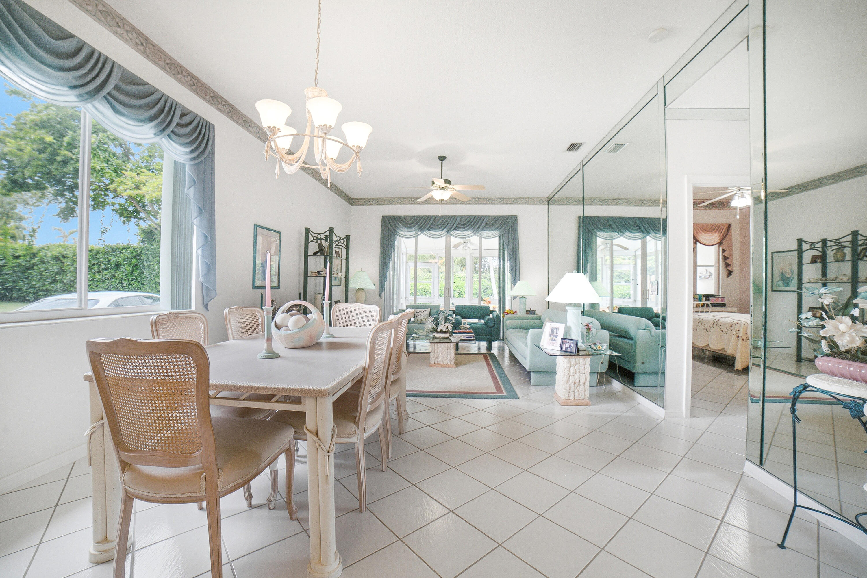 LOMBARDY REPLAT - Residential