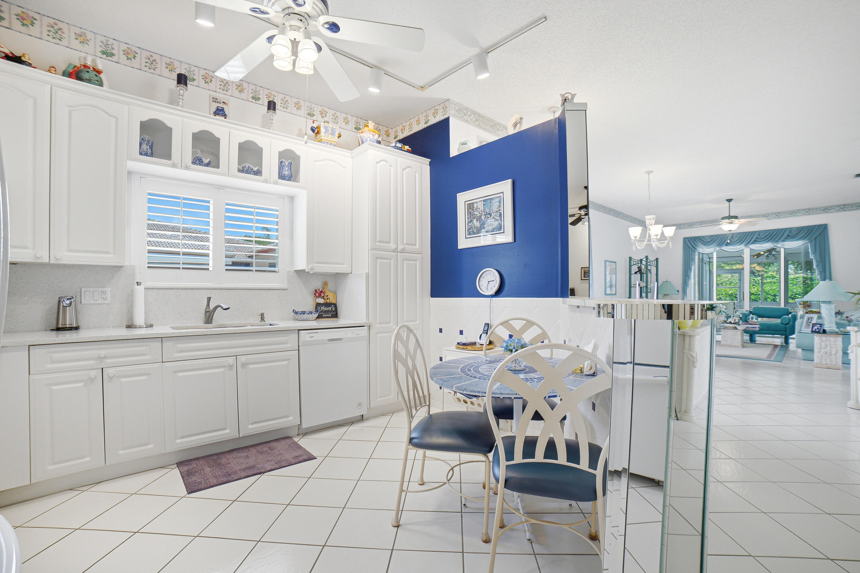 LOMBARDY REPLAT - Residential
