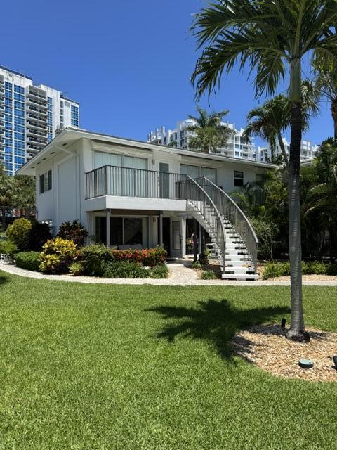 TAREYTON CONDO - Residential