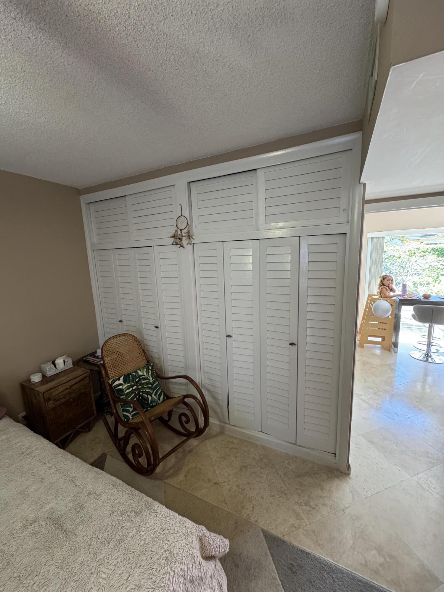 TAREYTON CONDO - Residential