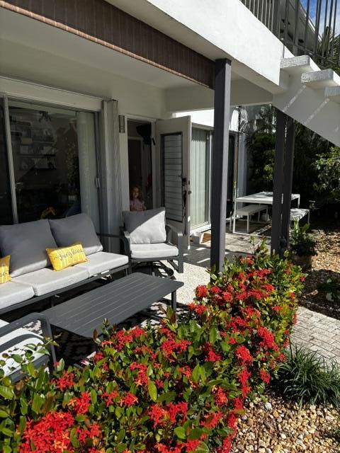 TAREYTON CONDO - Residential