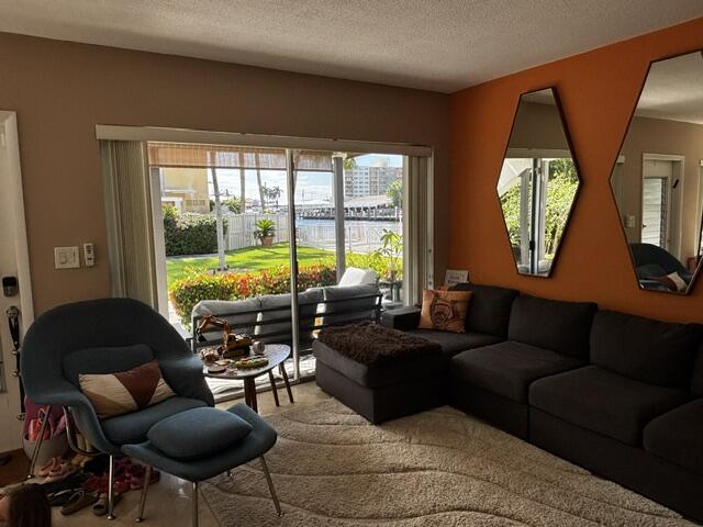 TAREYTON CONDO - Residential