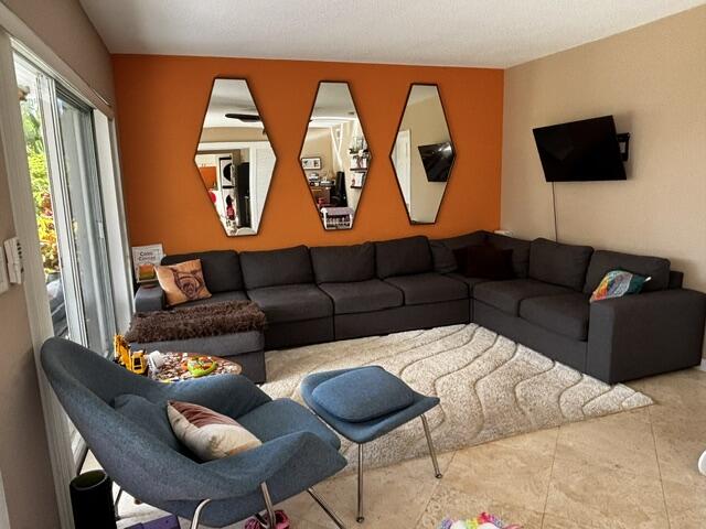 TAREYTON CONDO - Residential