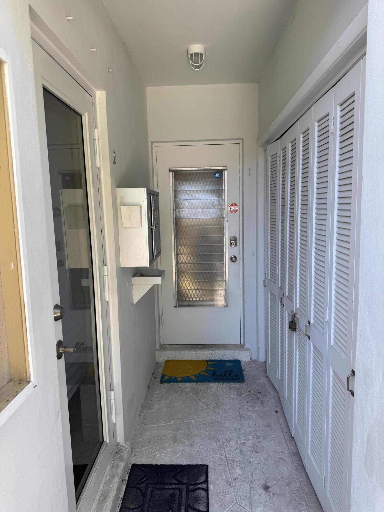 TAREYTON CONDO - Residential