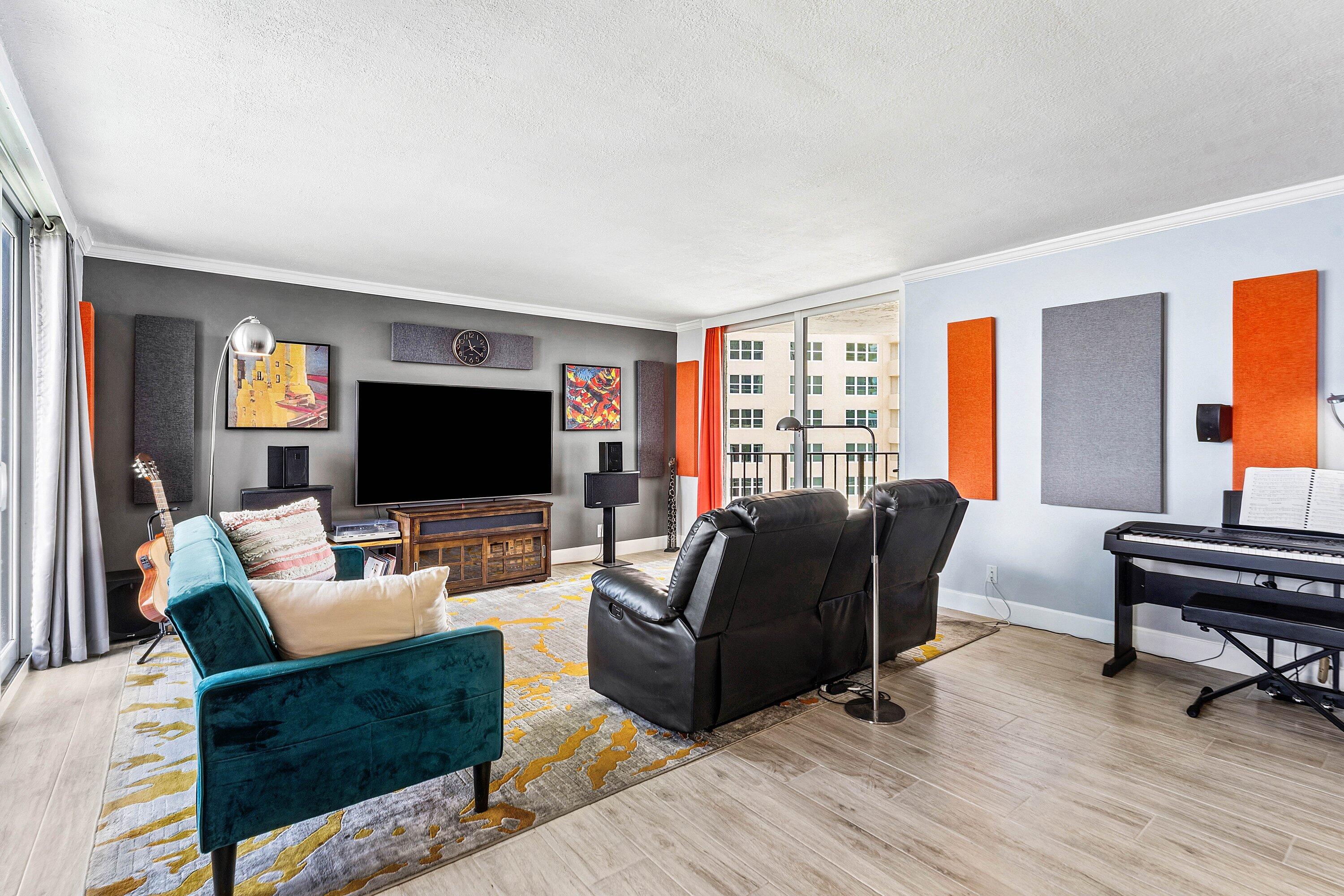 CONNEMARA CONDO - Residential