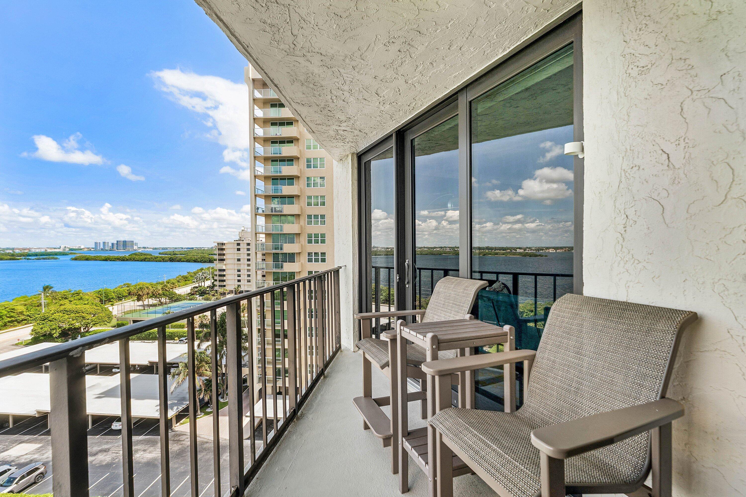 CONNEMARA CONDO - Residential
