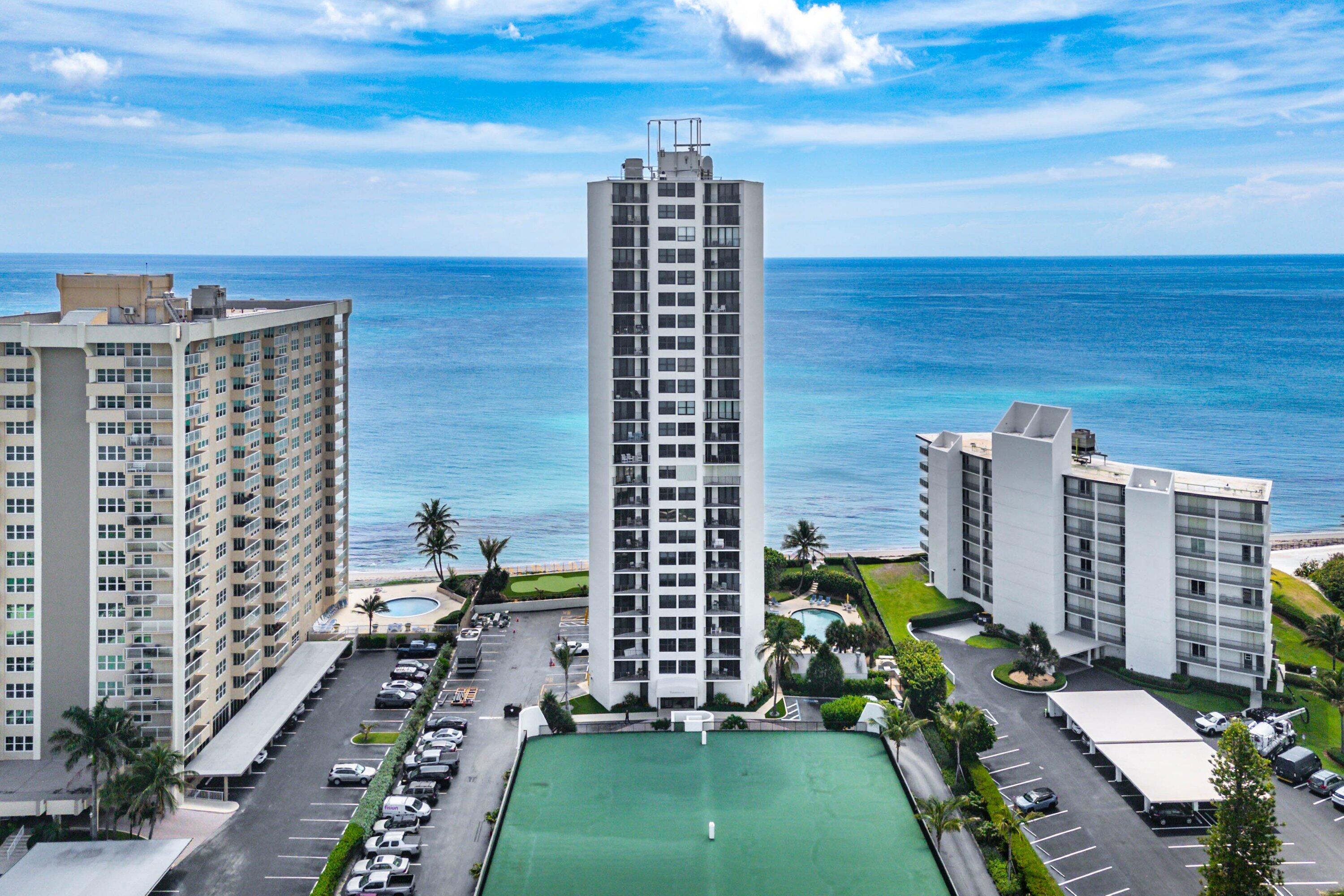 CONNEMARA CONDO - Residential