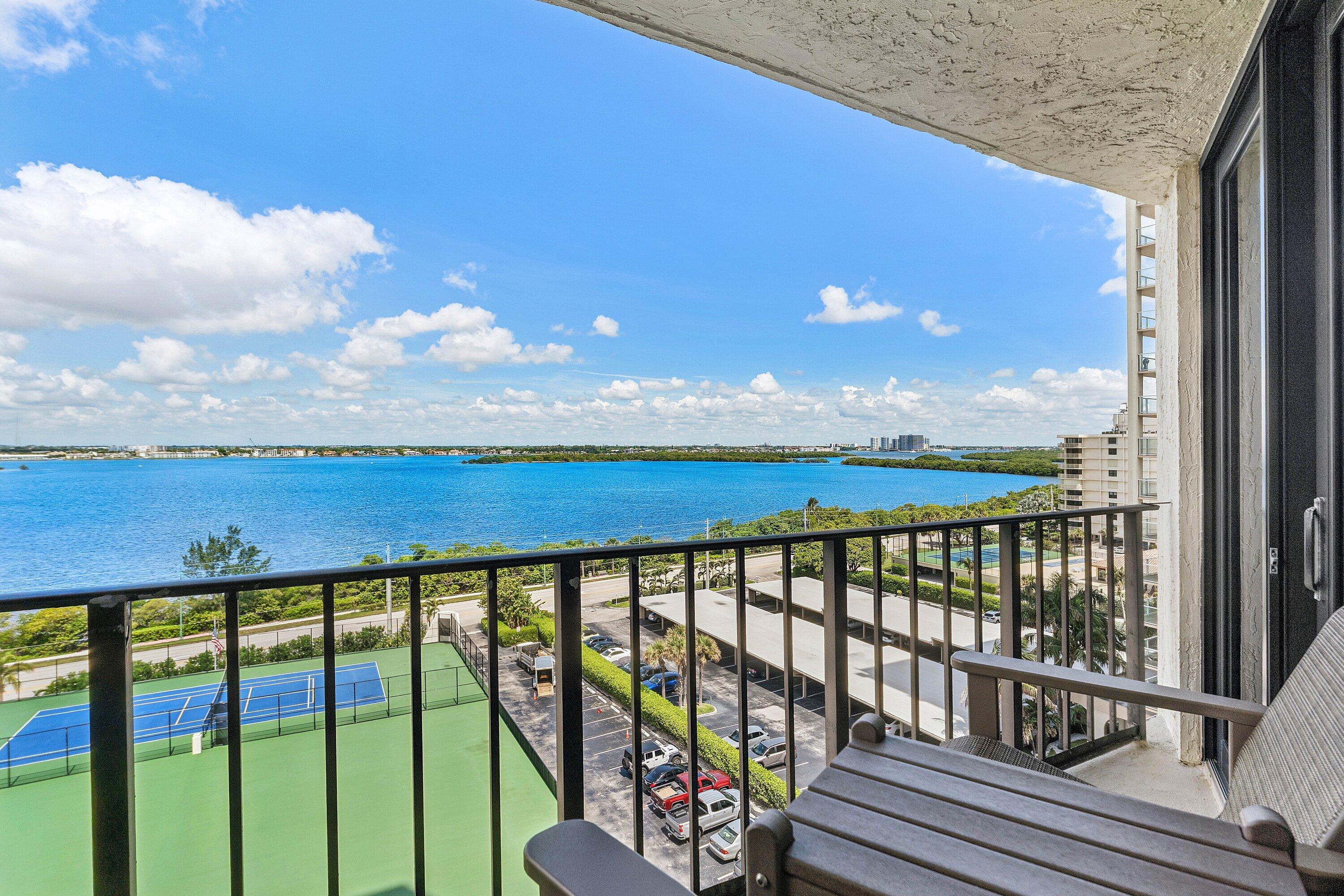 CONNEMARA CONDO - Residential