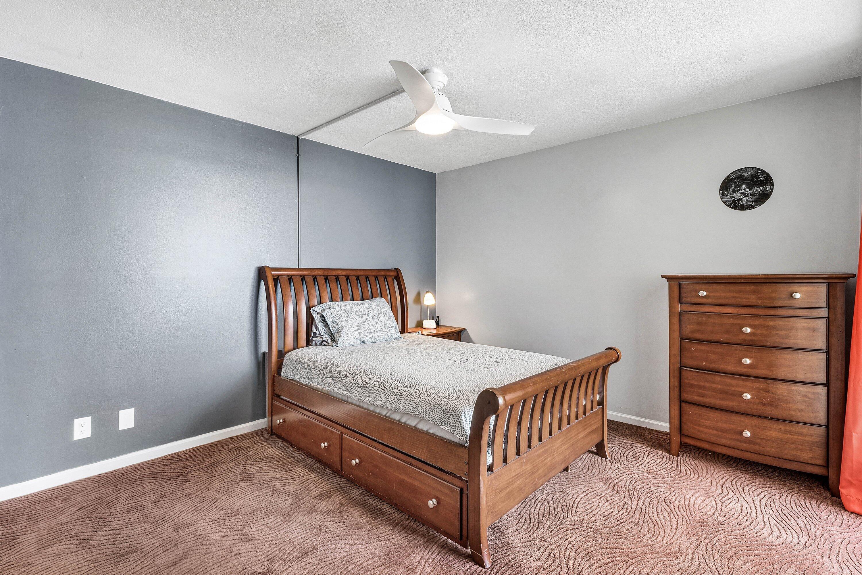 CONNEMARA CONDO - Residential