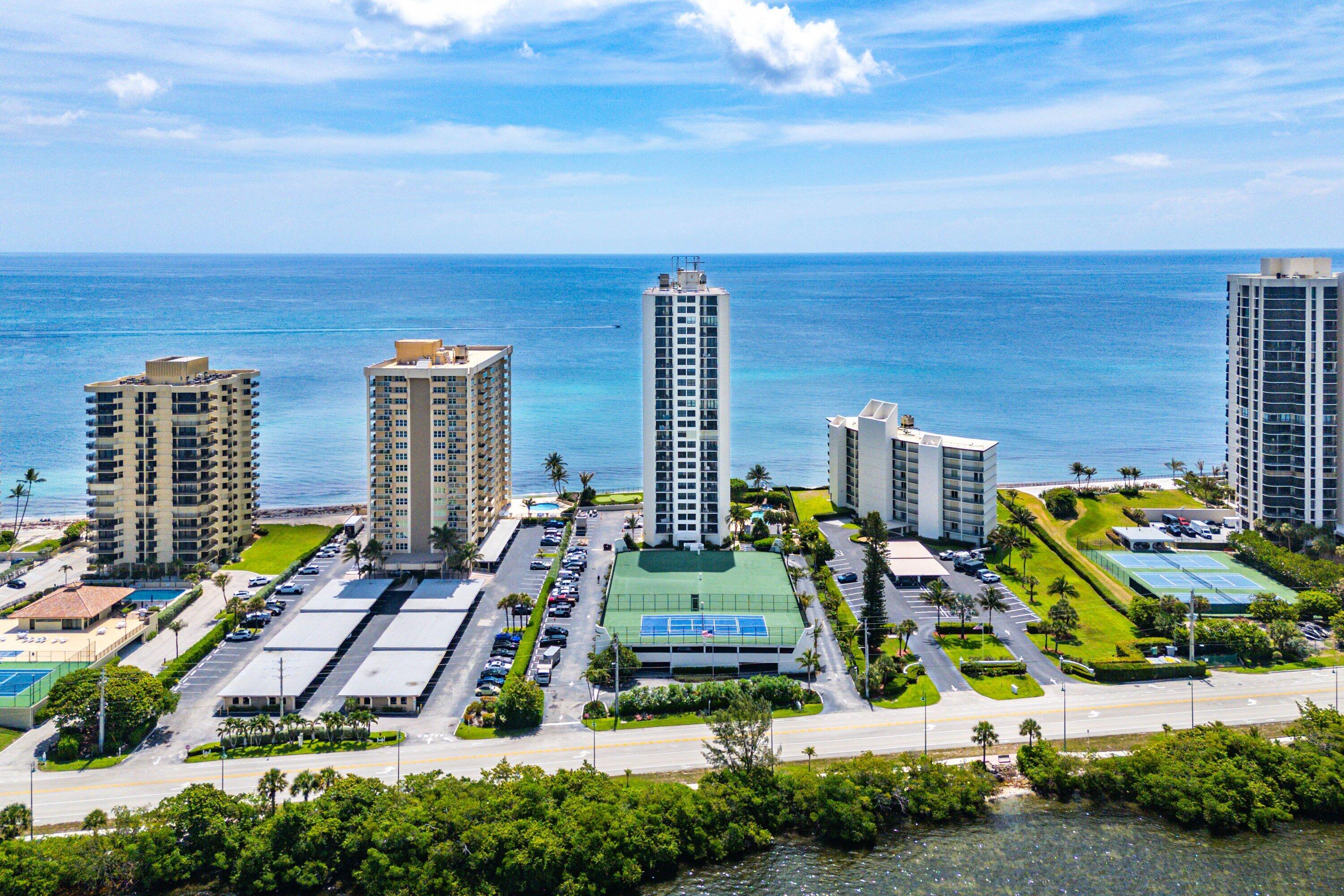 CONNEMARA CONDO - Residential