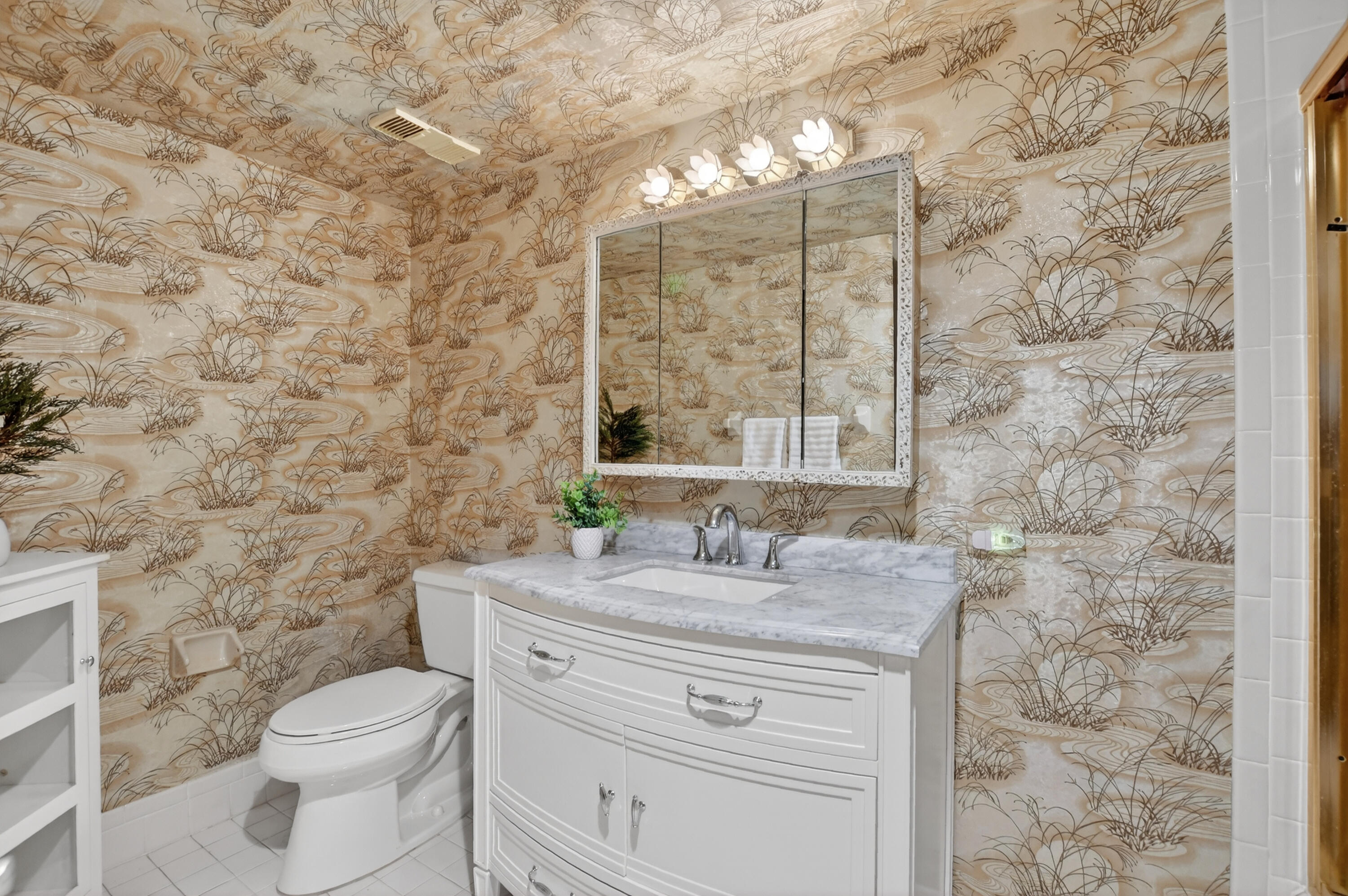 Pines of Boca Barwood COND I & II - Residential Lease