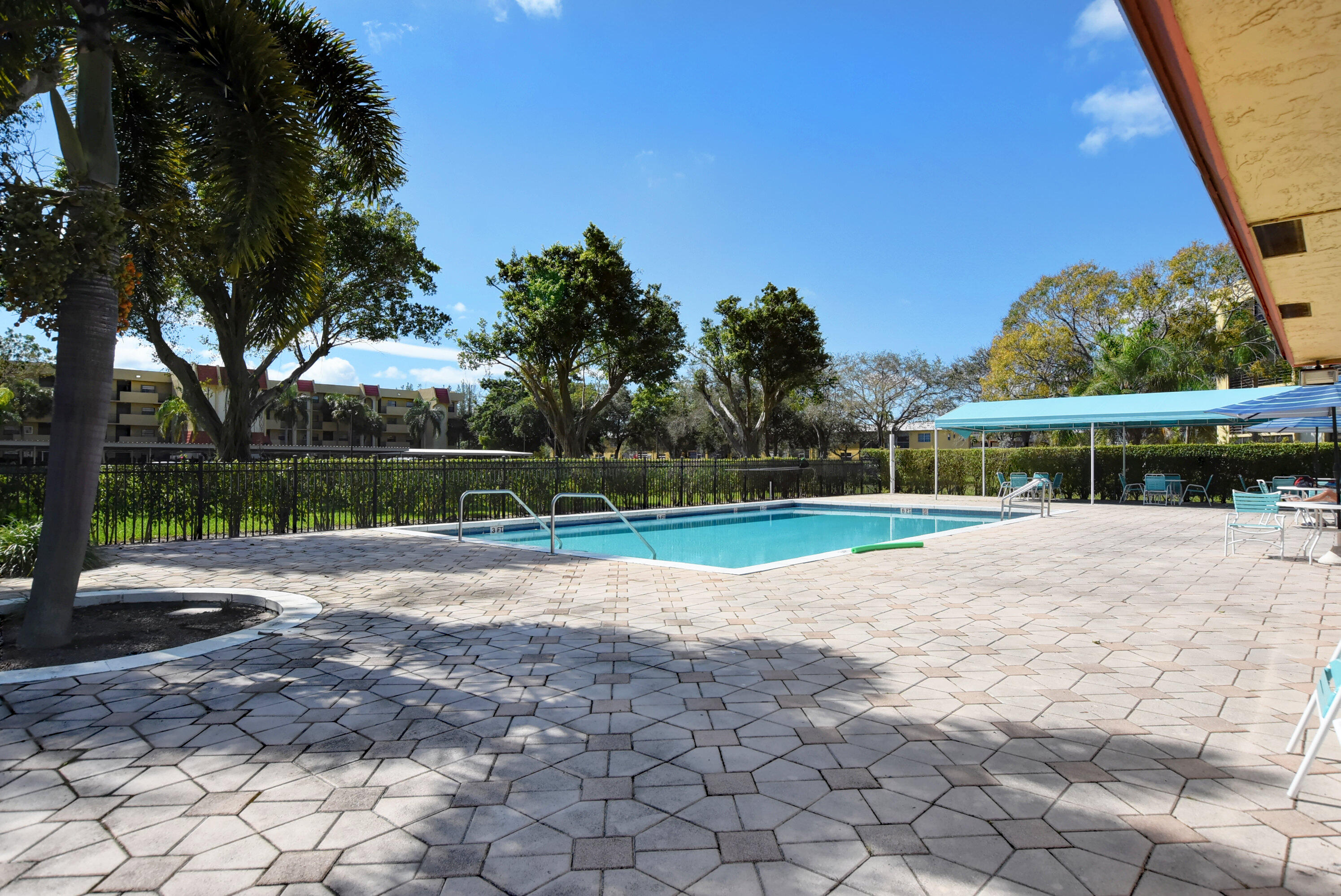 Pines of Boca Barwood COND I & II - Residential Lease