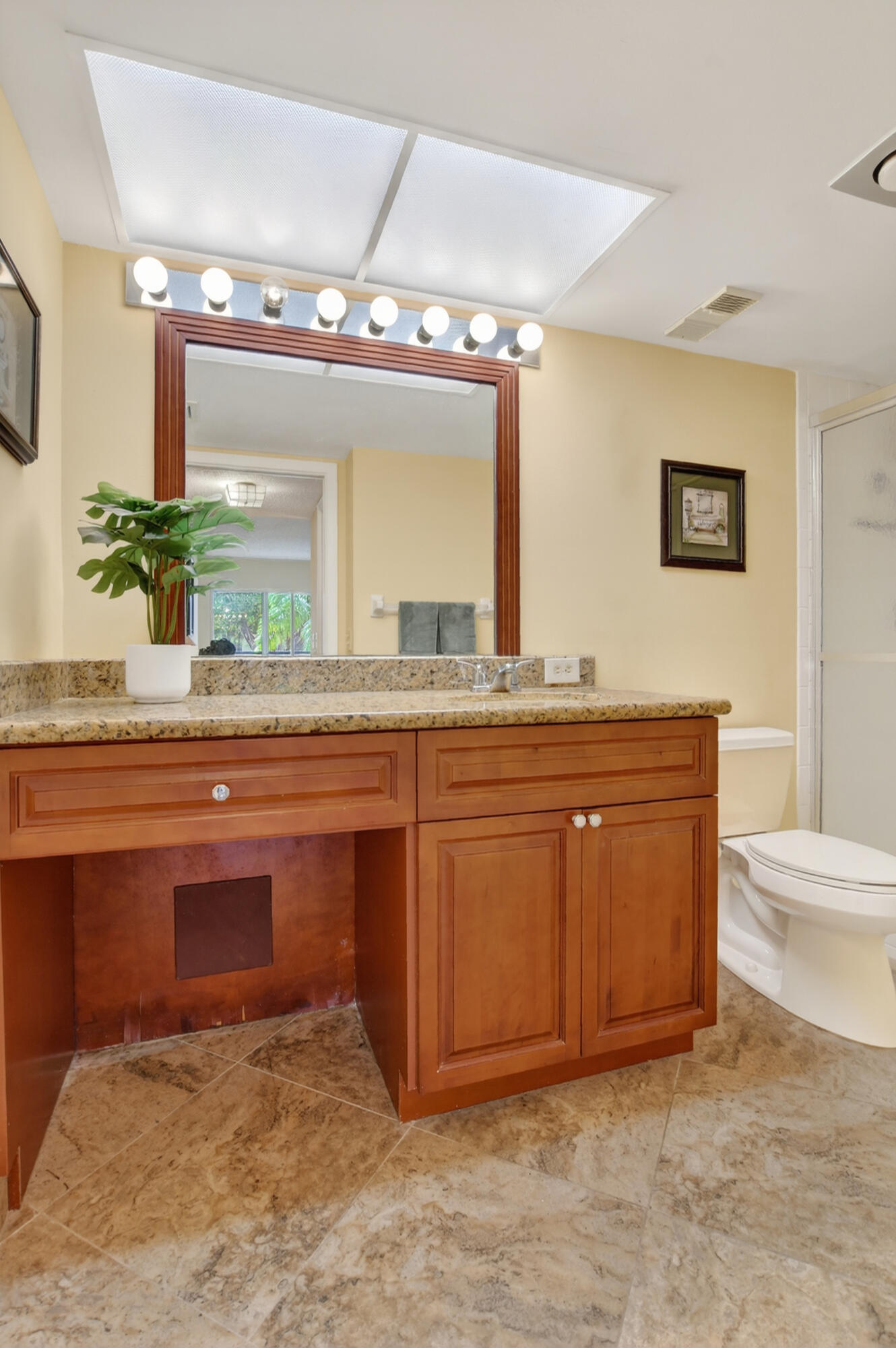 Pines of Boca Barwood COND I & II - Residential Lease