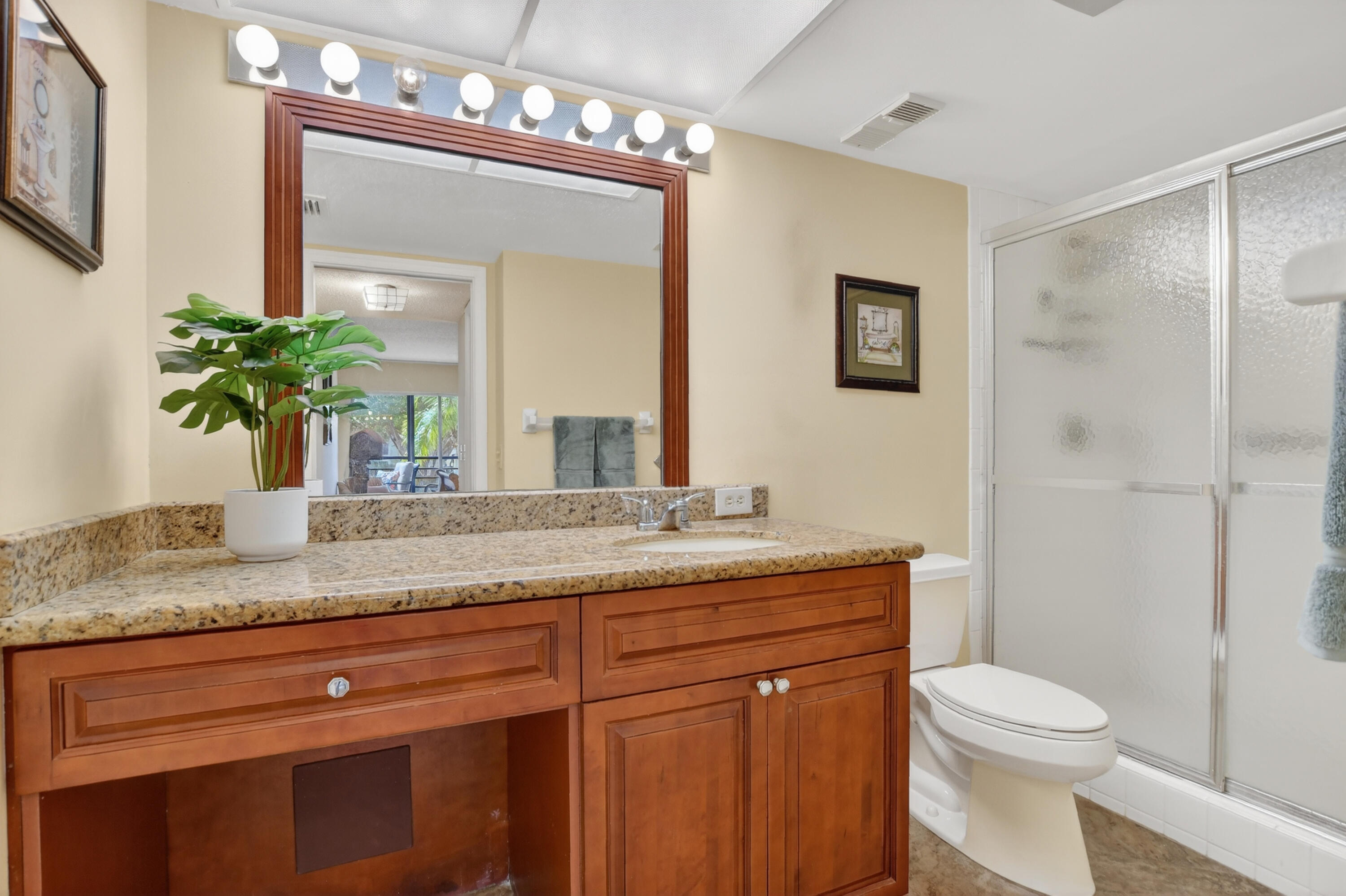 Pines of Boca Barwood COND I & II - Residential Lease