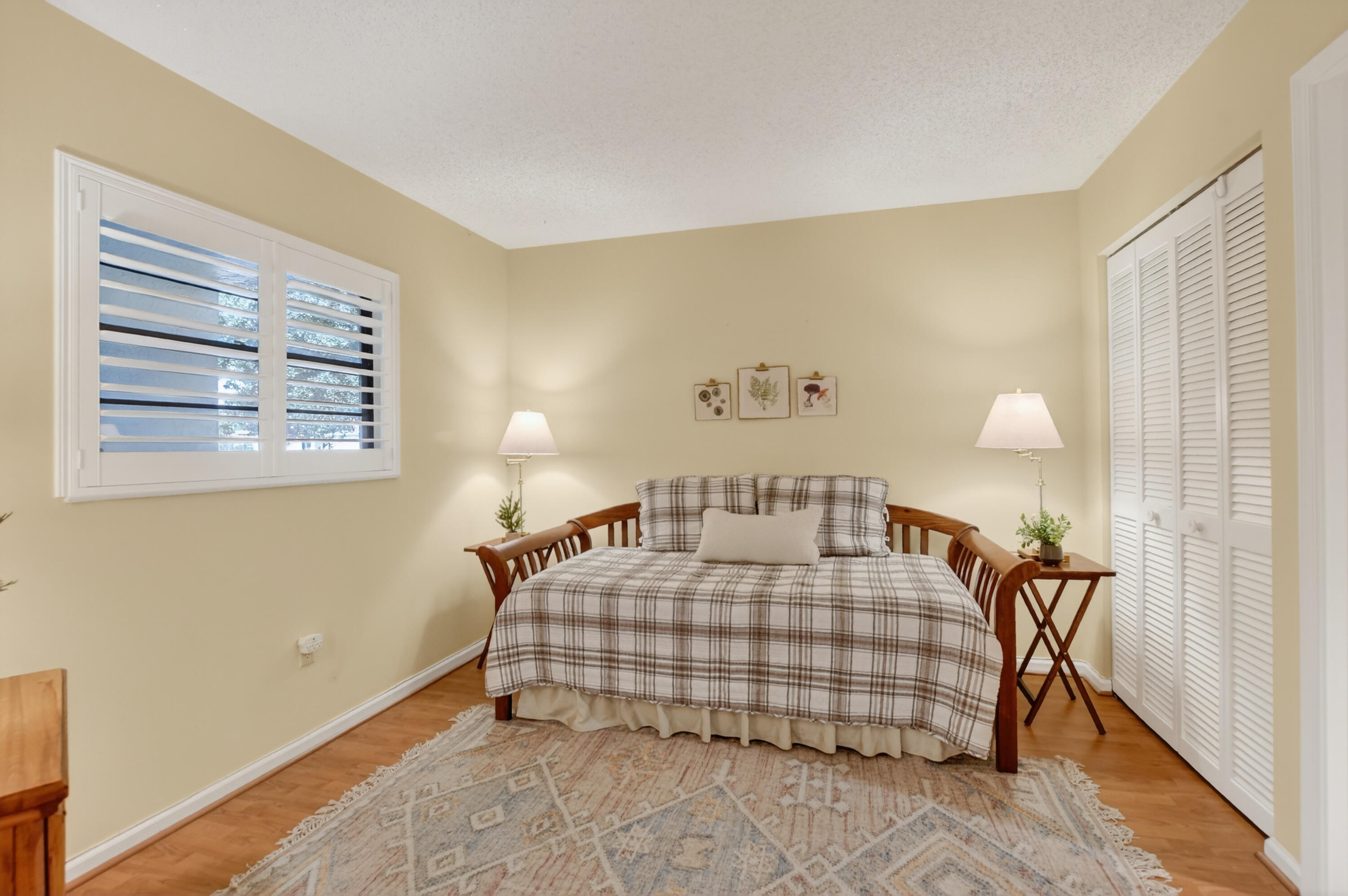 Pines of Boca Barwood COND I & II - Residential Lease