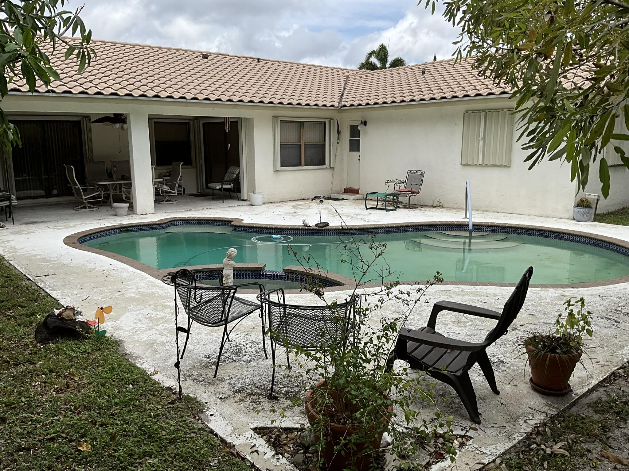 TOLEDO PARK HOMES SEC 2 - Residential