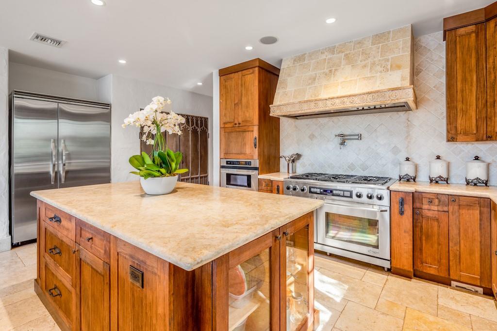 DEL HARBOUR - Residential