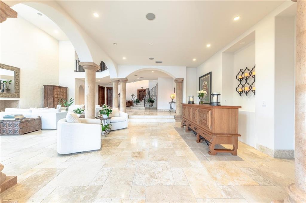 DEL HARBOUR - Residential
