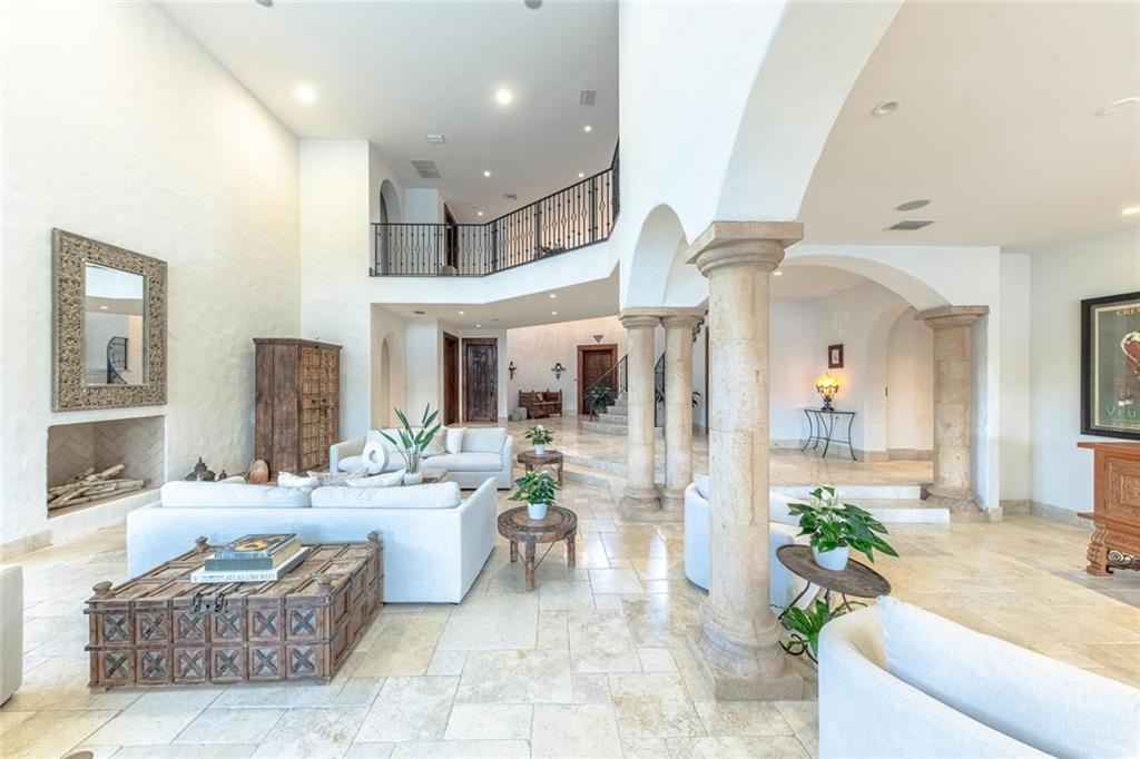 DEL HARBOUR - Residential