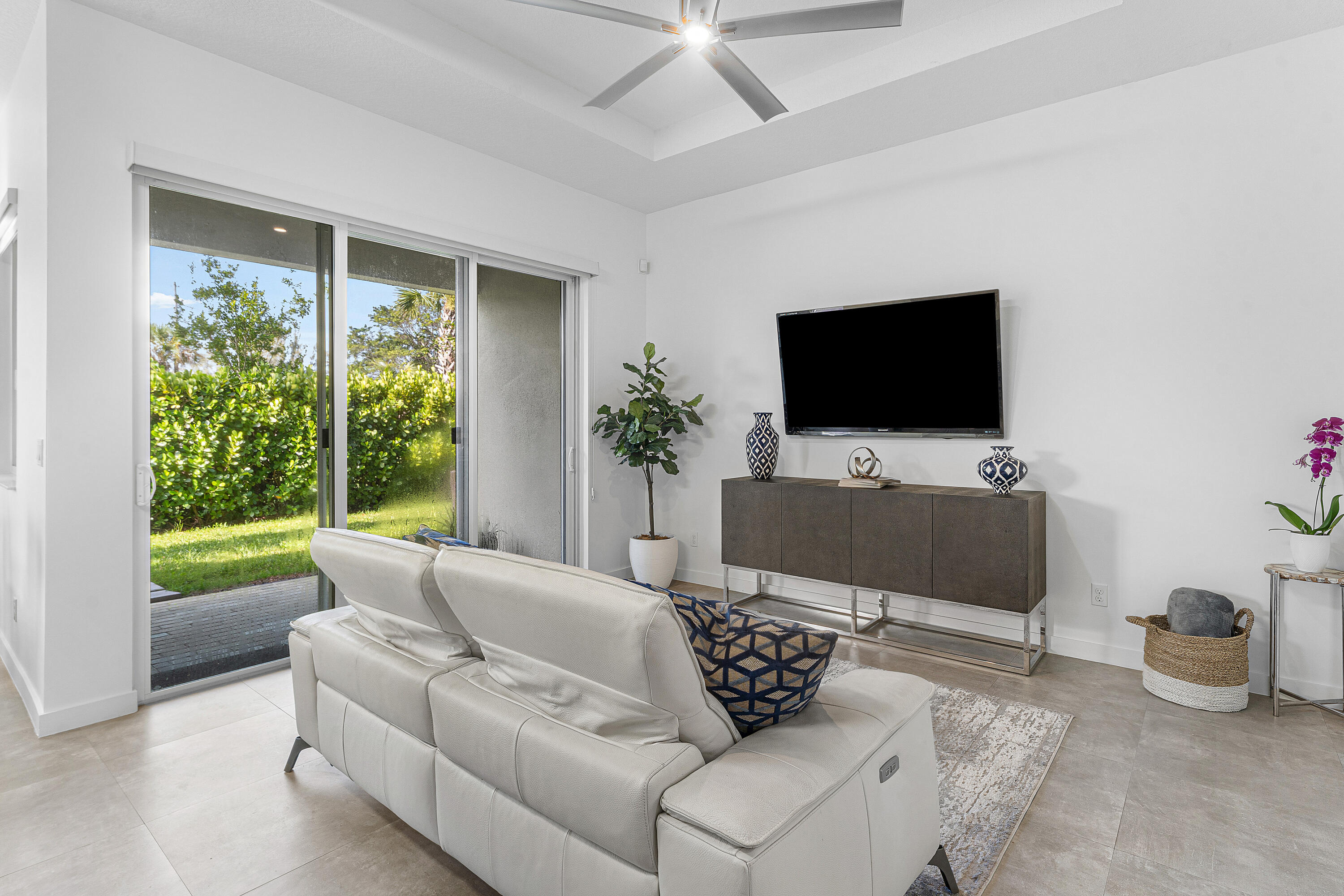 PIONEER ESTATES - Residential