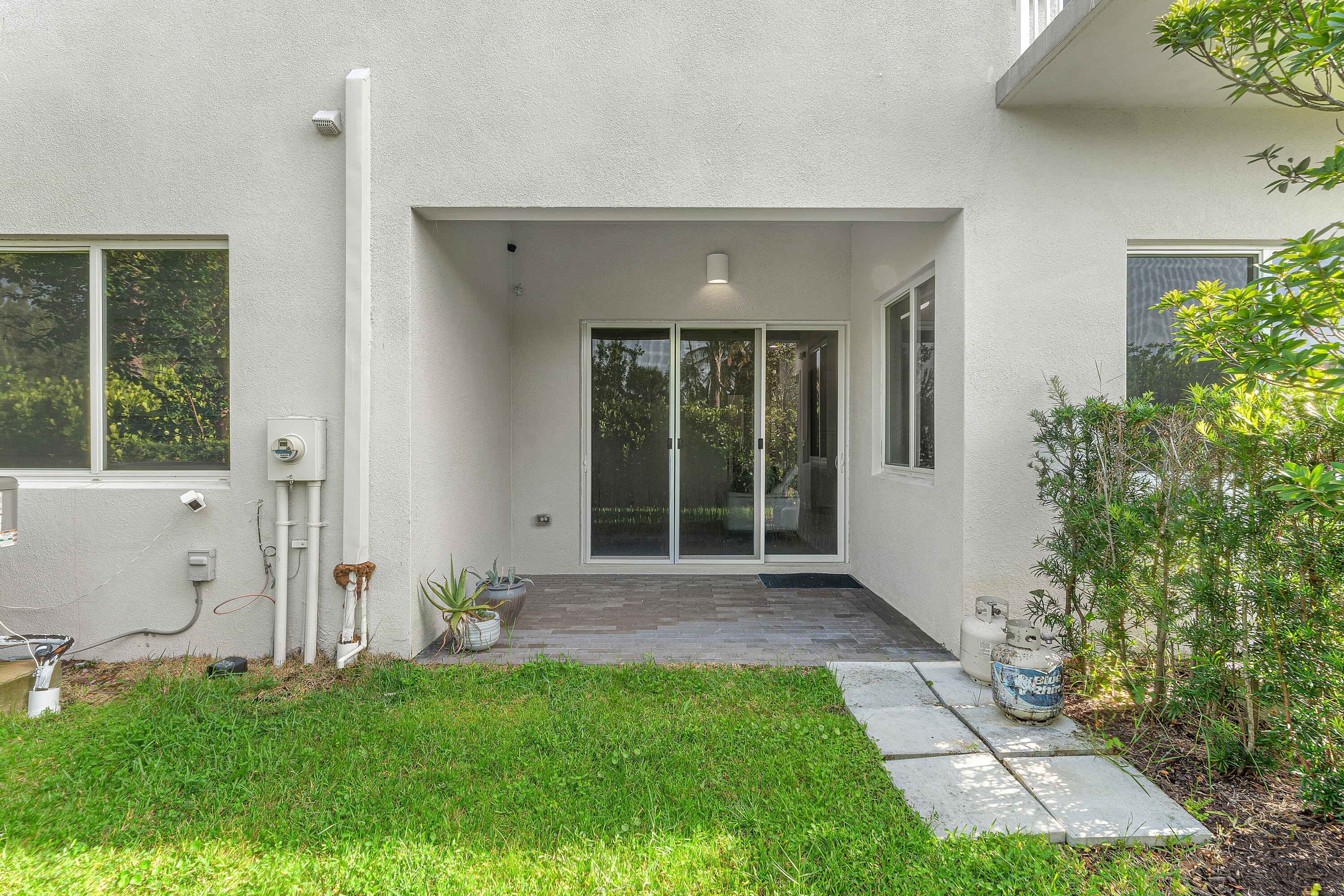 PIONEER ESTATES - Residential