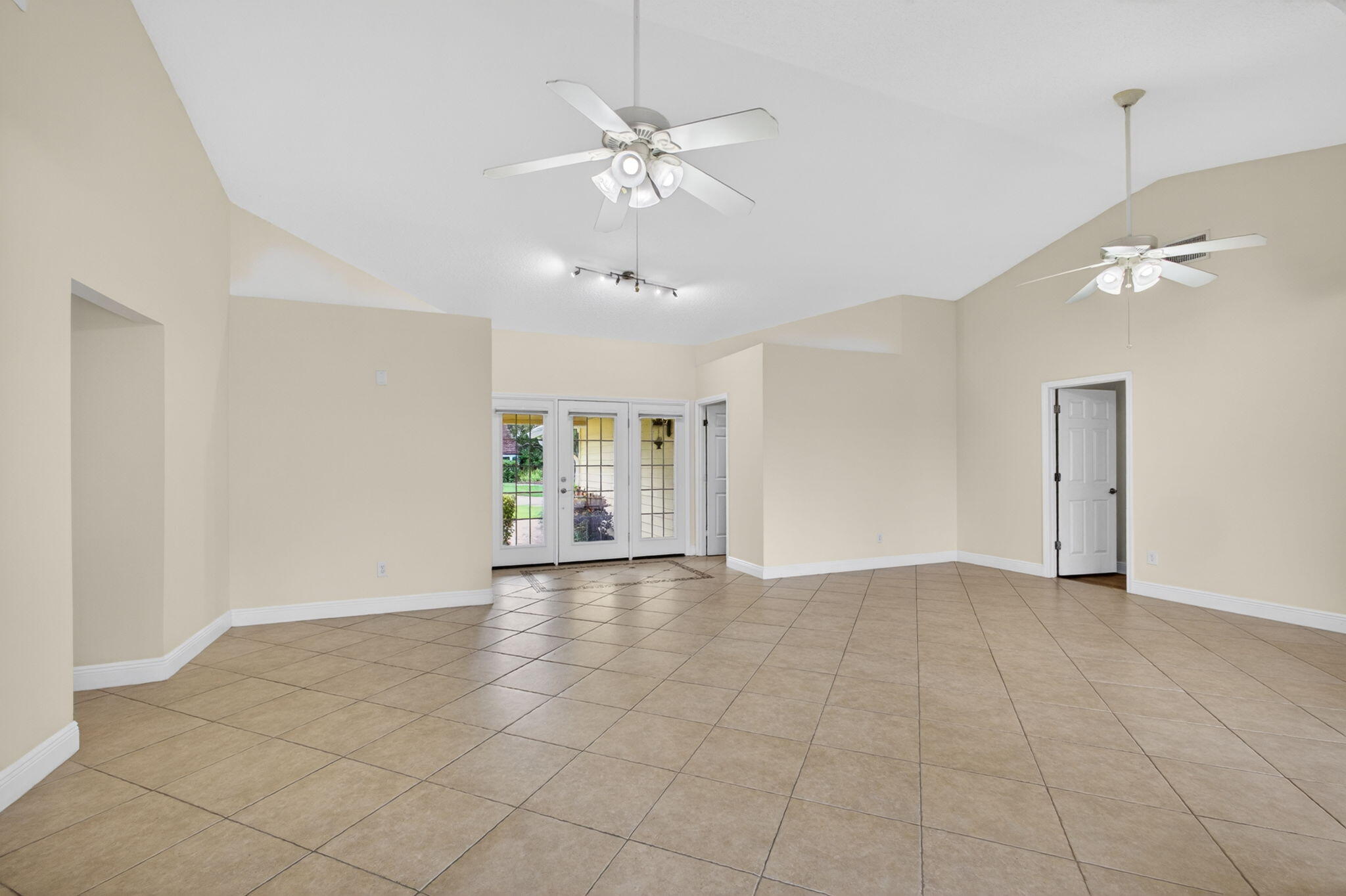 JUPITER NARROWS - Residential