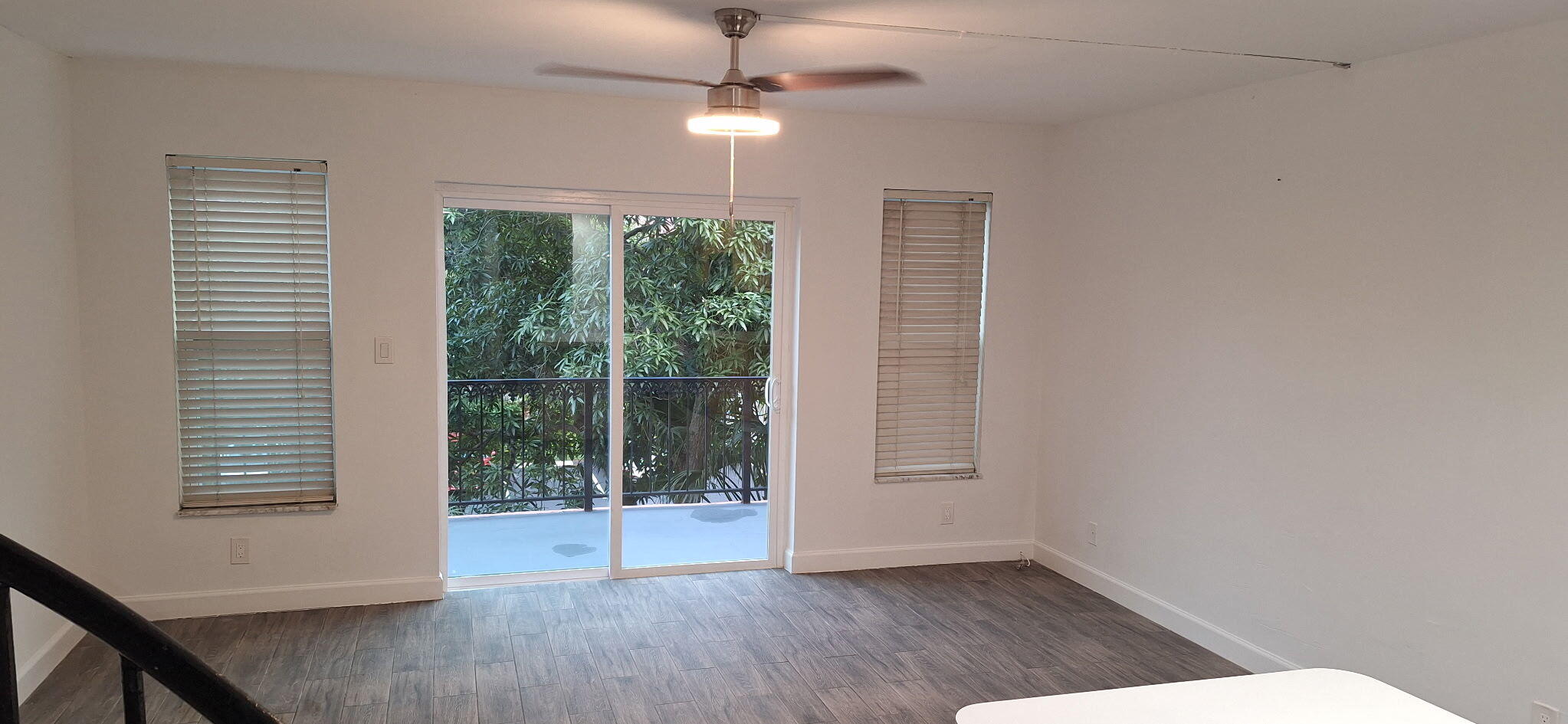 TENNIS CLUB MC LOUGHLIN CONDO - Residential Lease