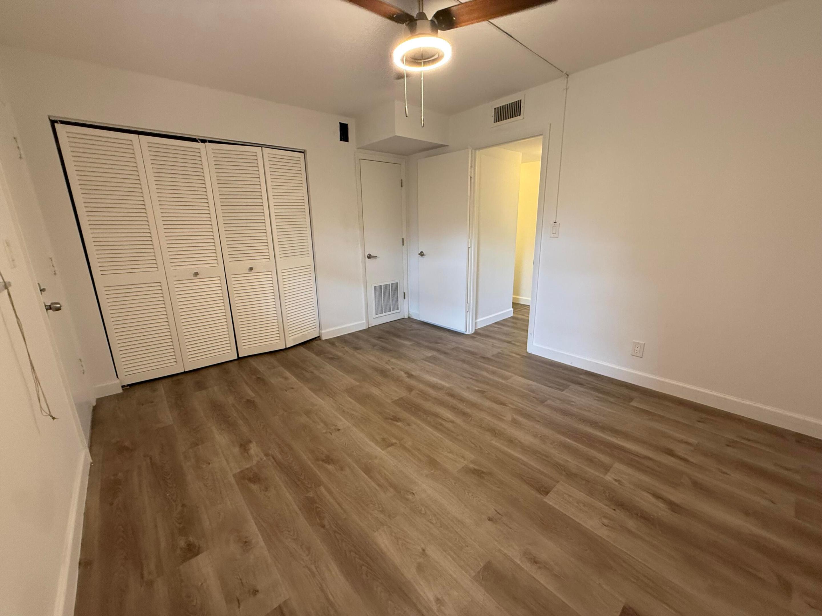TENNIS CLUB MC LOUGHLIN CONDO - Residential Lease