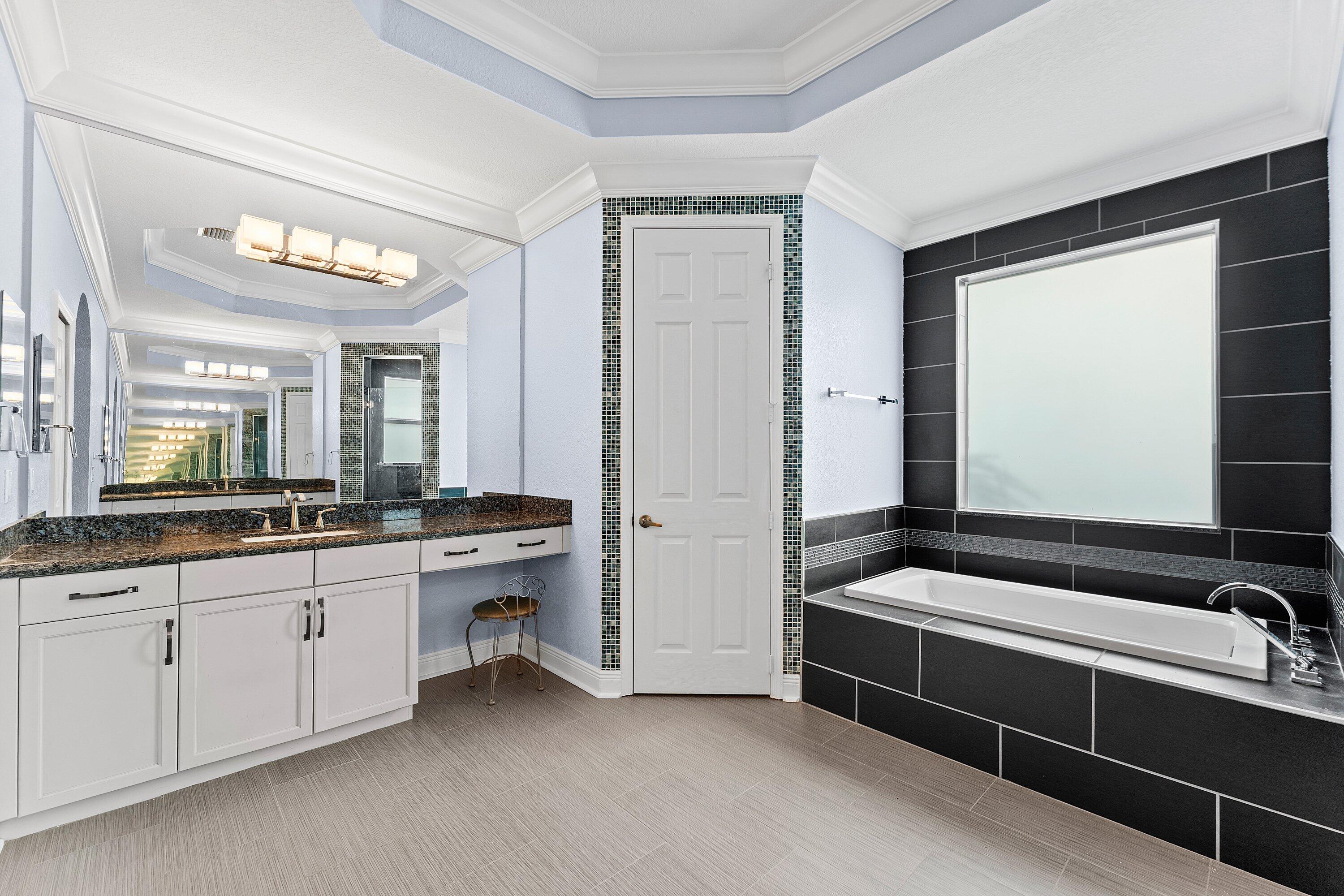 Country Cove Estates - Residential
