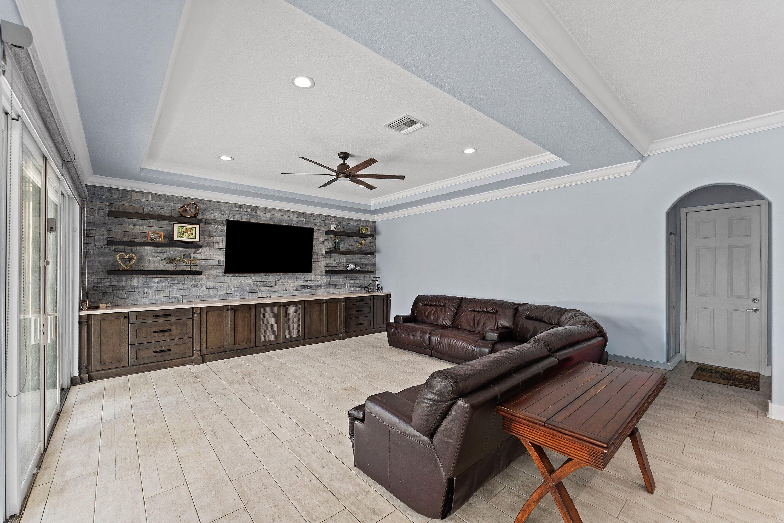 Country Cove Estates - Residential
