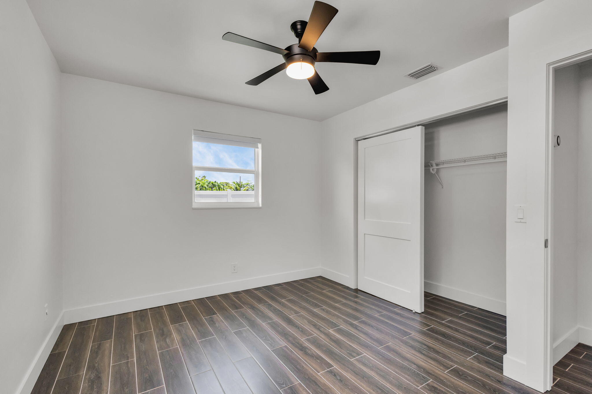 EASTVIEW MANOR - Residential Lease