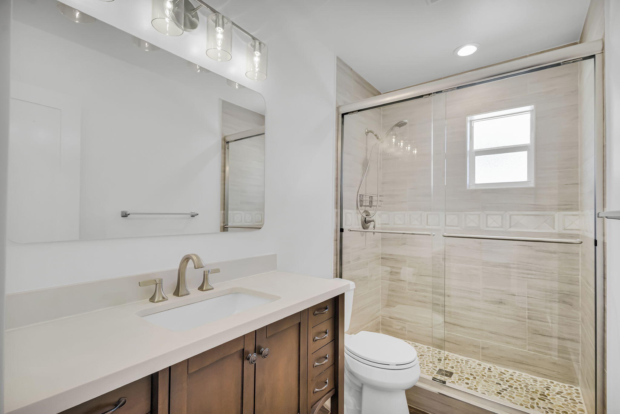 EASTVIEW MANOR - Residential Lease