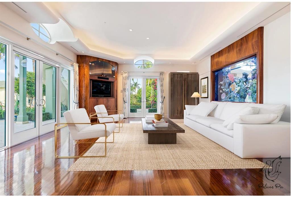 CASSEEKEY ISLAND AT JONATHANS LANDING - Residential