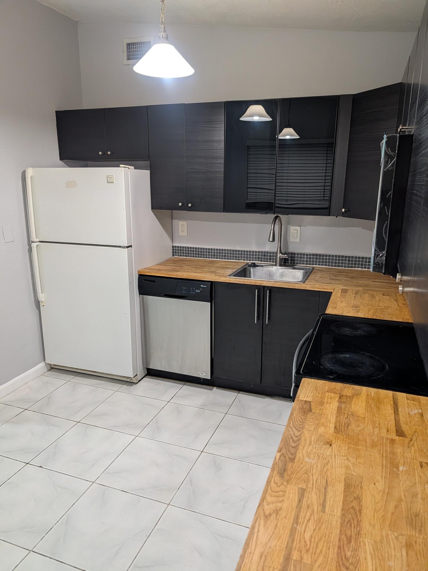 WASHINGTON PARK THIRD ADD - Residential Lease
