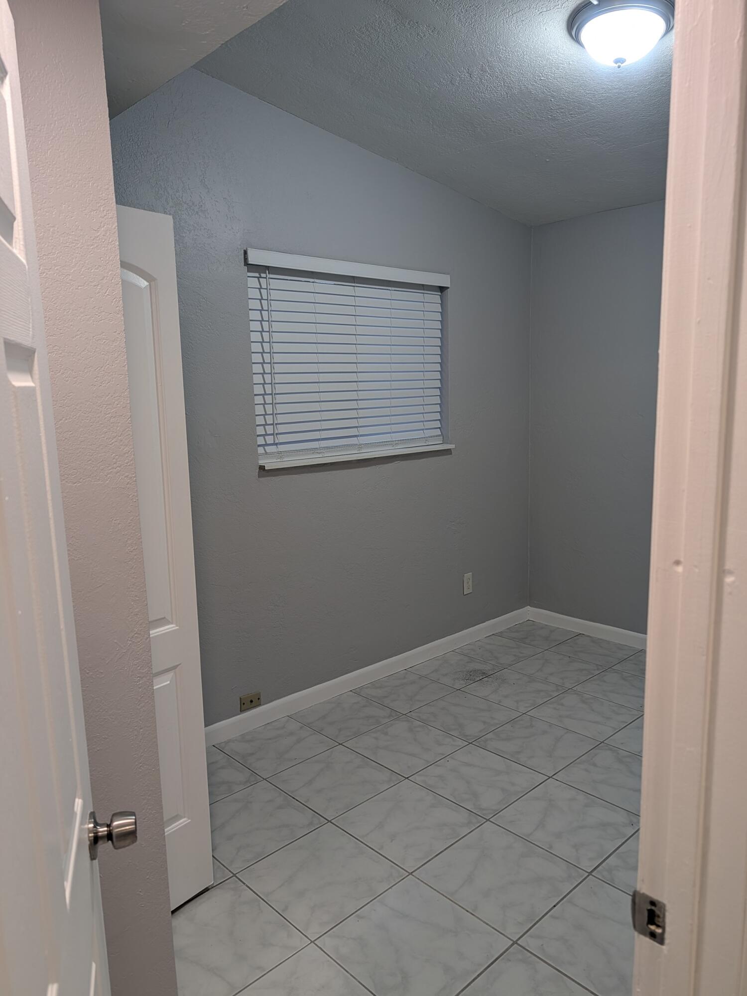 WASHINGTON PARK THIRD ADD - Residential Lease