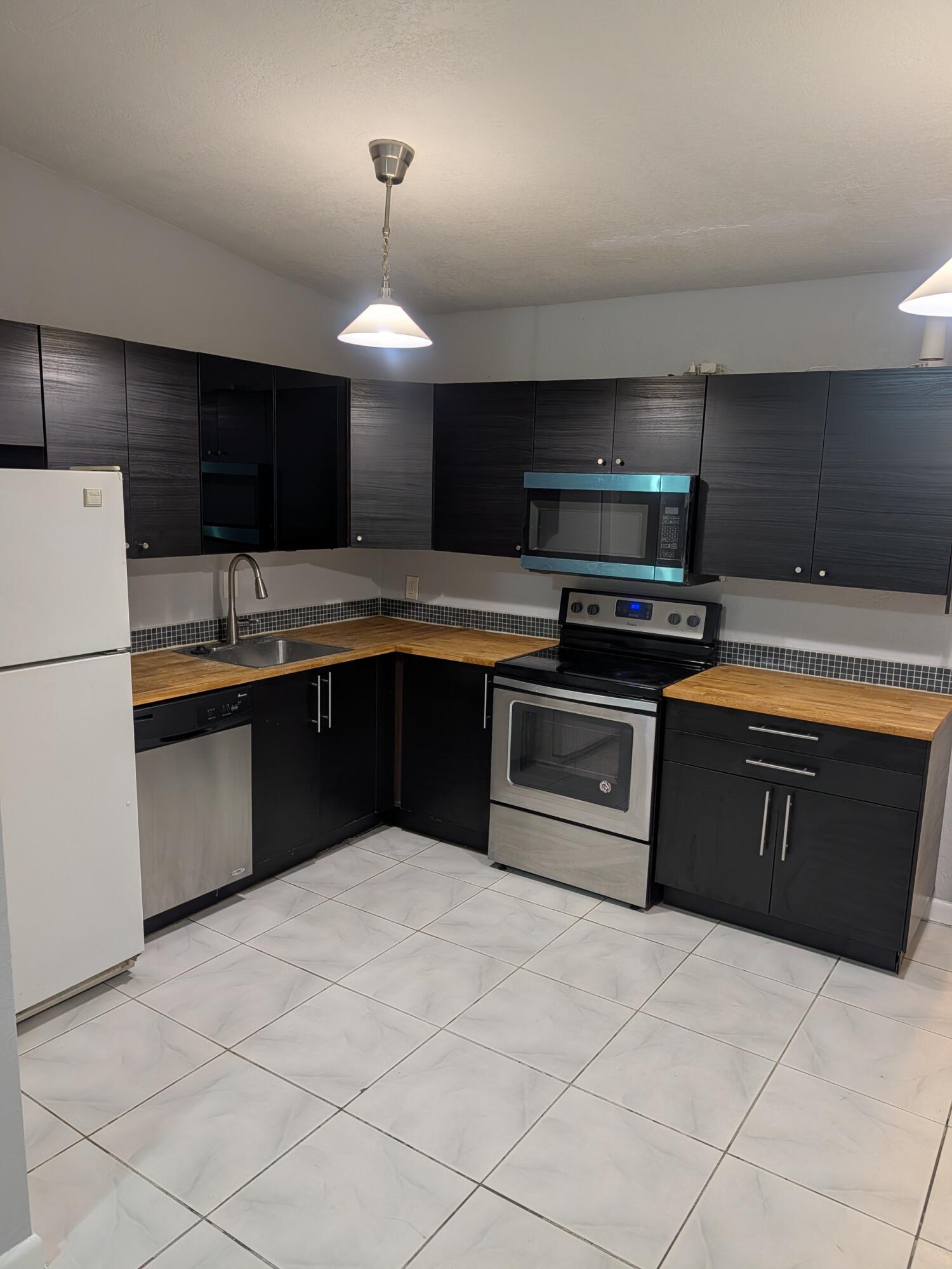 WASHINGTON PARK THIRD ADD - Residential Lease