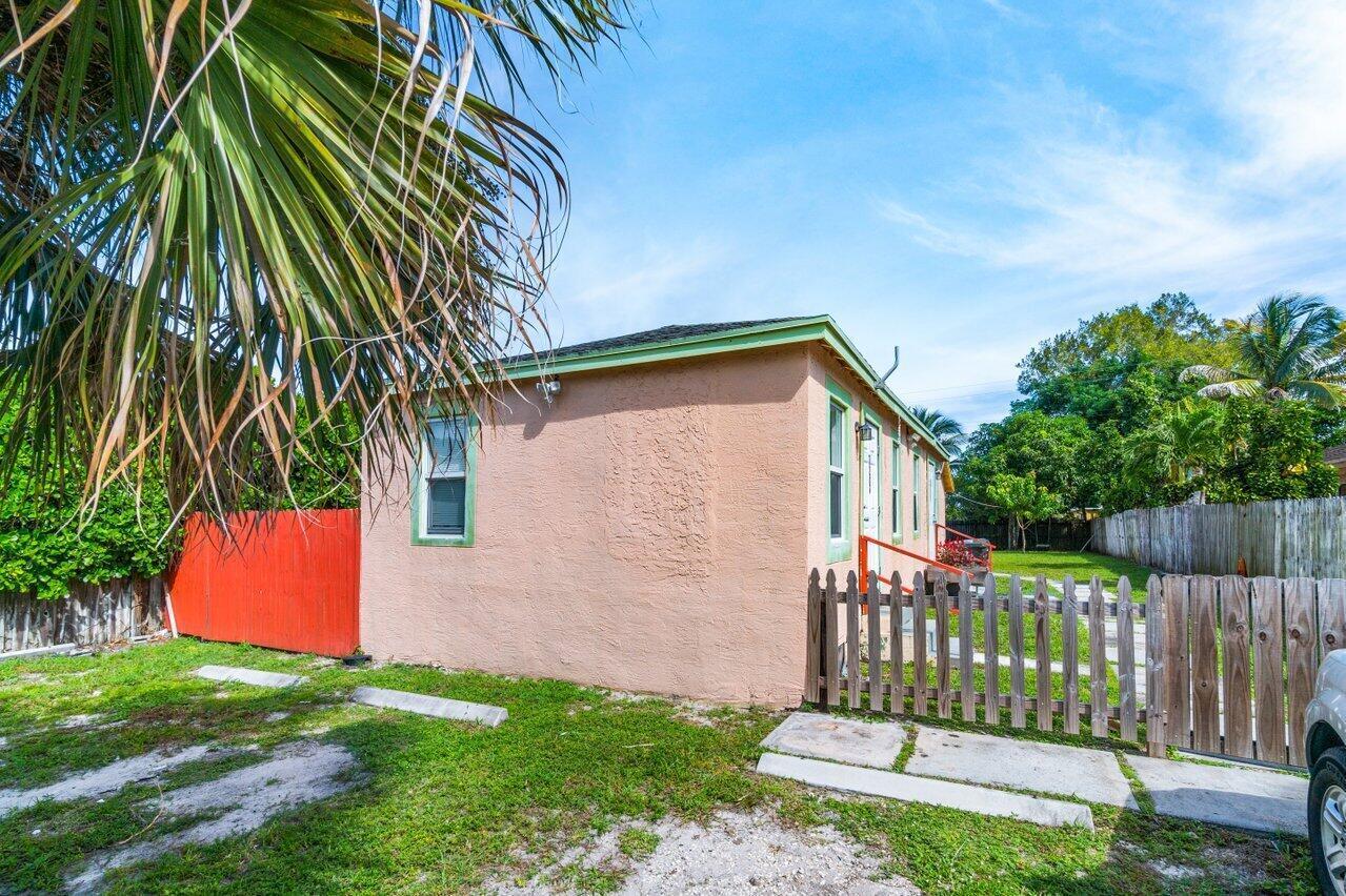 GREENACRES 2 - Residential Income