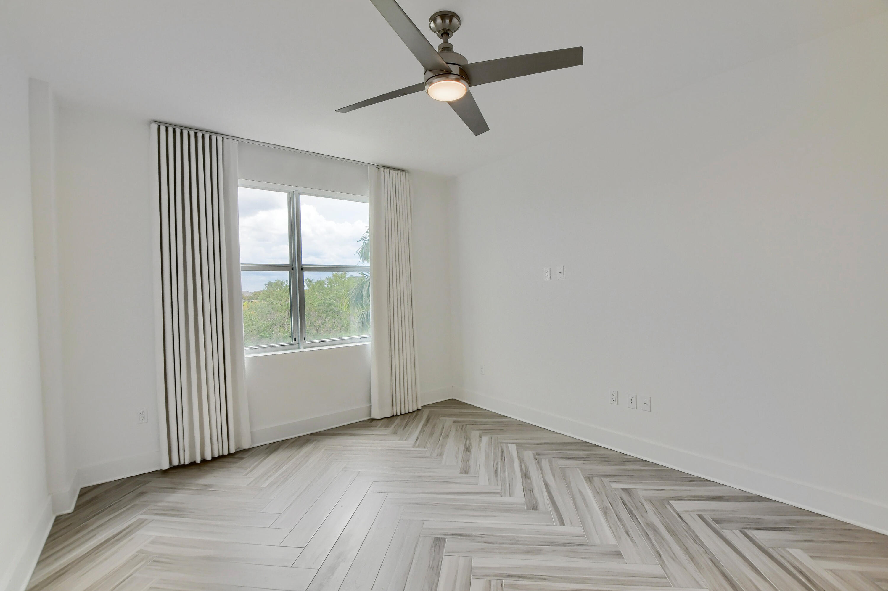 236 FIFTH AVENUE CONDO - Residential
