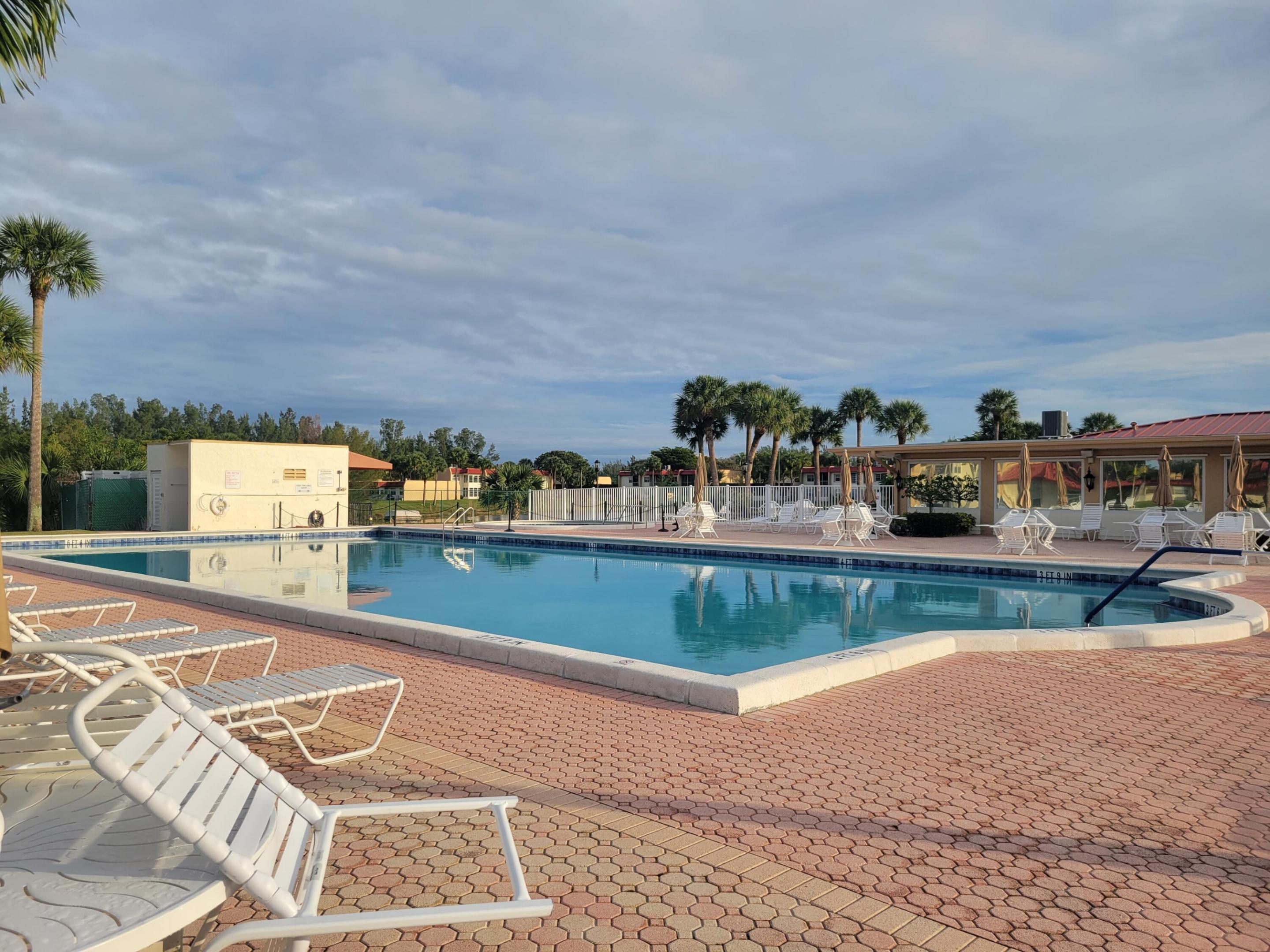 GOLDEN LAKES VILLAGE CONDO 1 THRU 13-A - Residential Lease