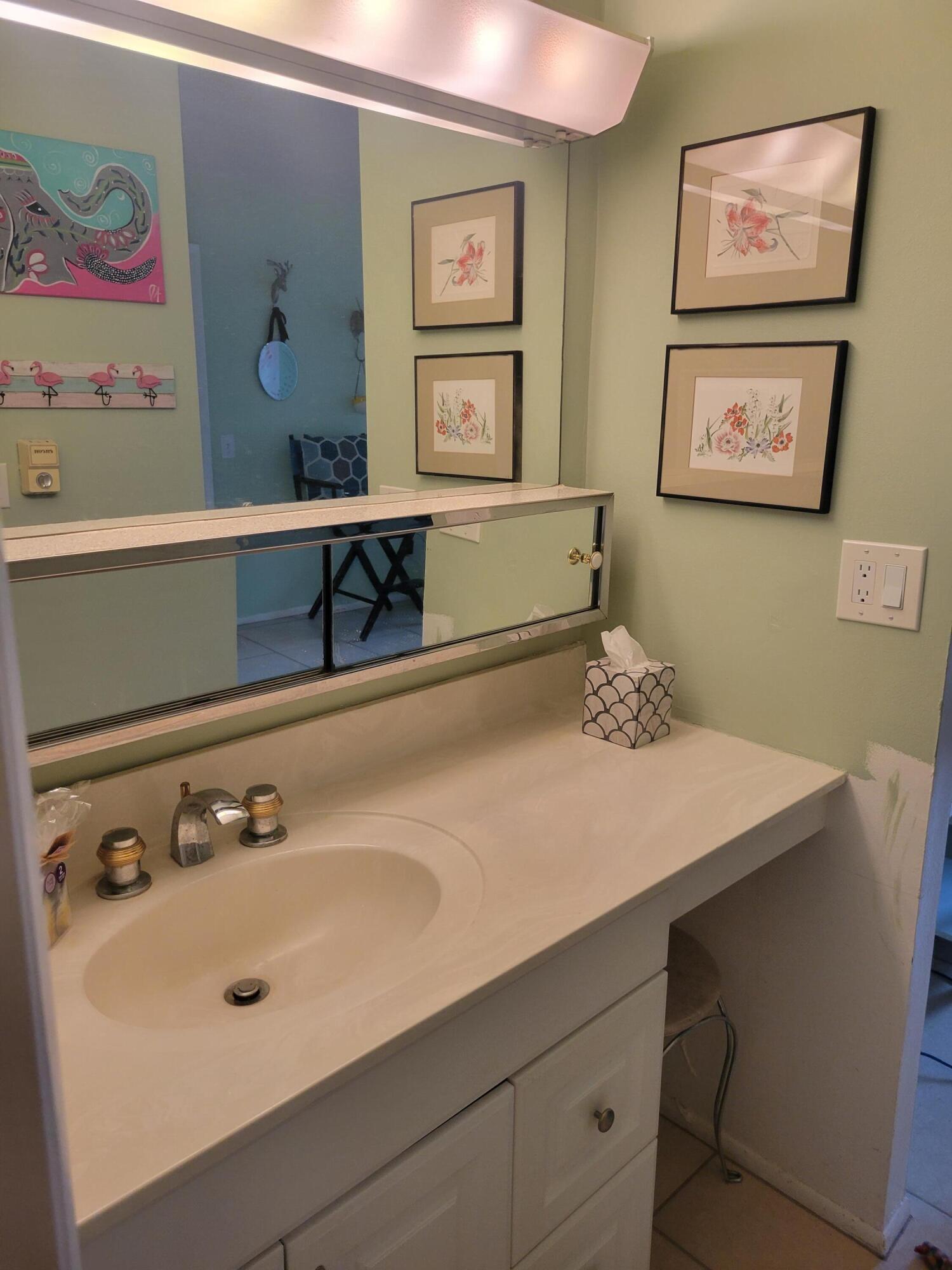GOLDEN LAKES VILLAGE CONDO 1 THRU 13-A - Residential Lease