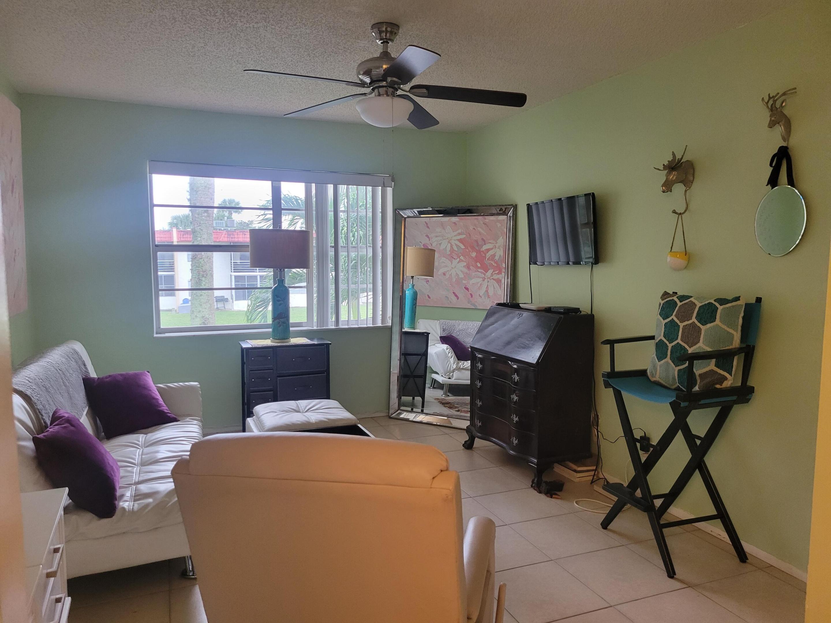 GOLDEN LAKES VILLAGE CONDO 1 THRU 13-A - Residential Lease