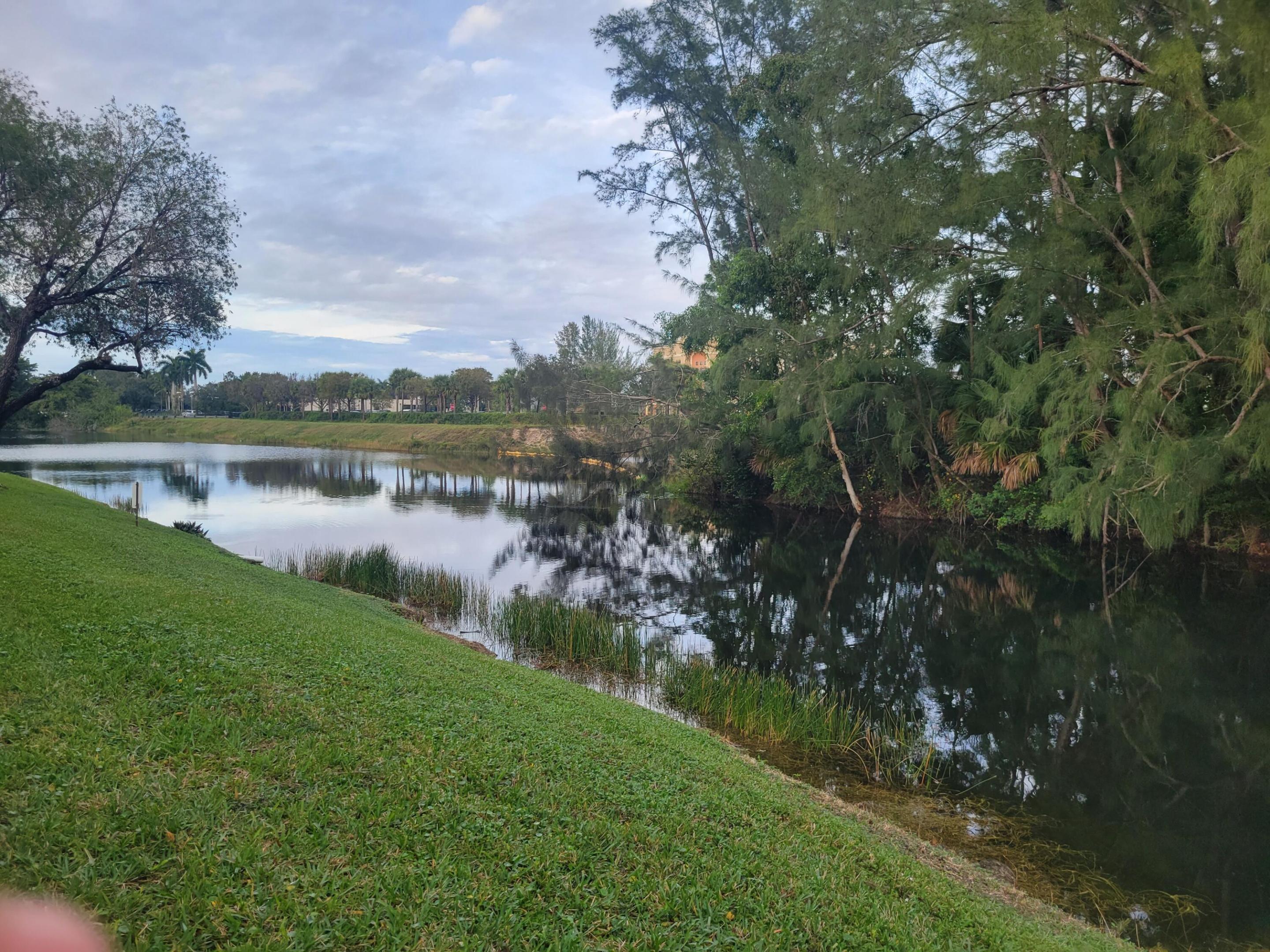GOLDEN LAKES VILLAGE CONDO 1 THRU 13-A - Residential Lease