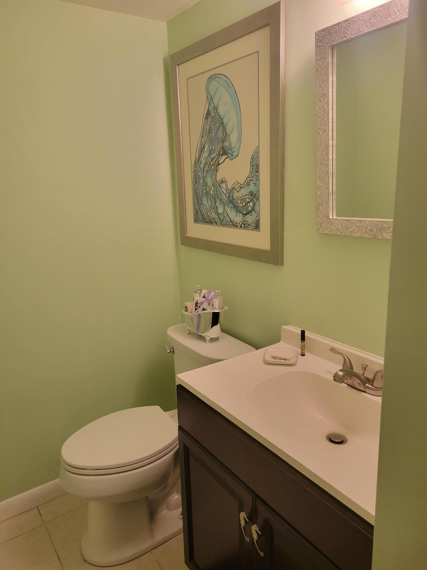 GOLDEN LAKES VILLAGE CONDO 1 THRU 13-A - Residential Lease