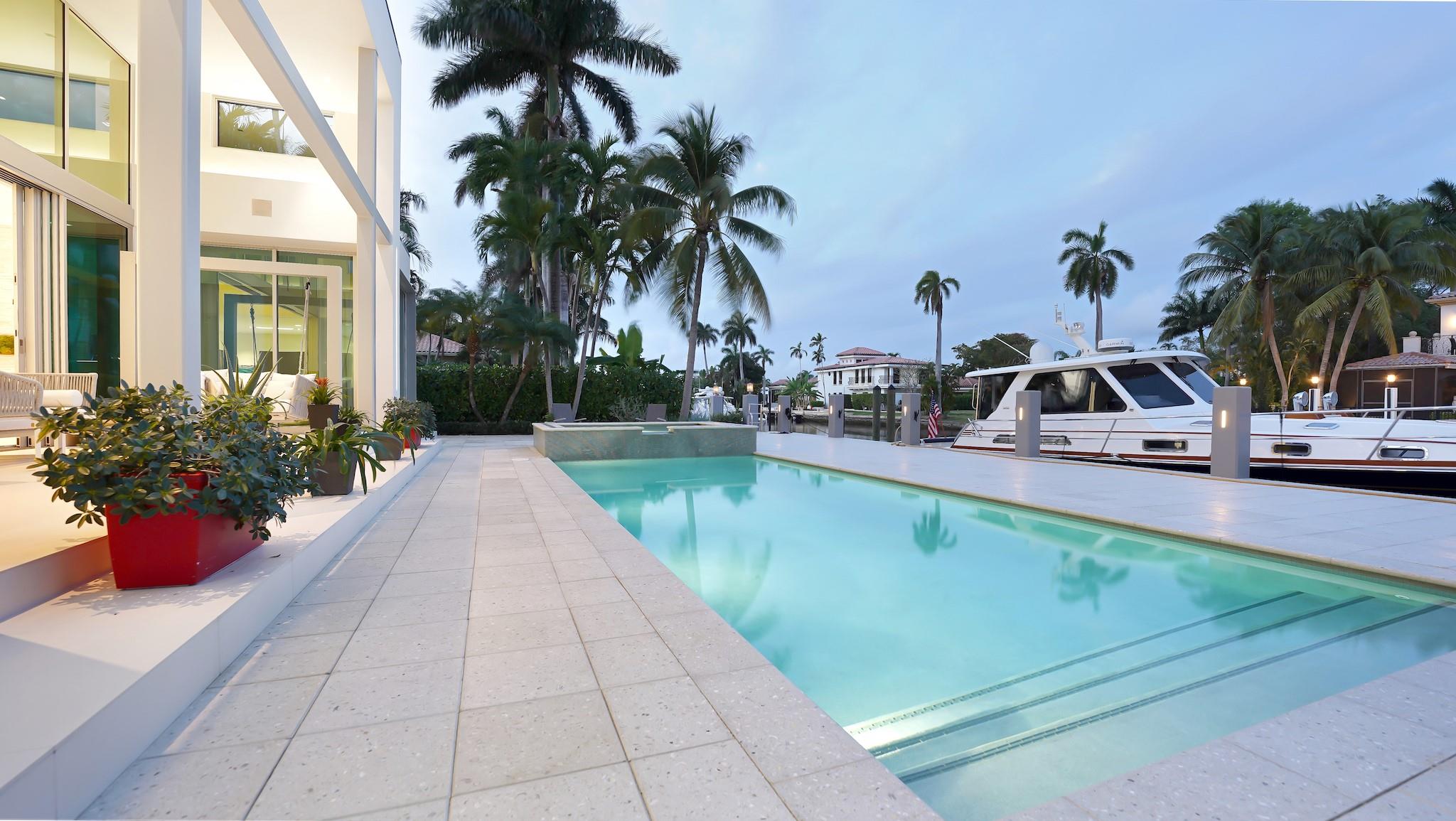 Las Olas Isles - Residential