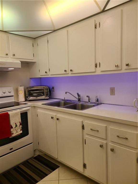 CENTURY VILLAGE - Residential